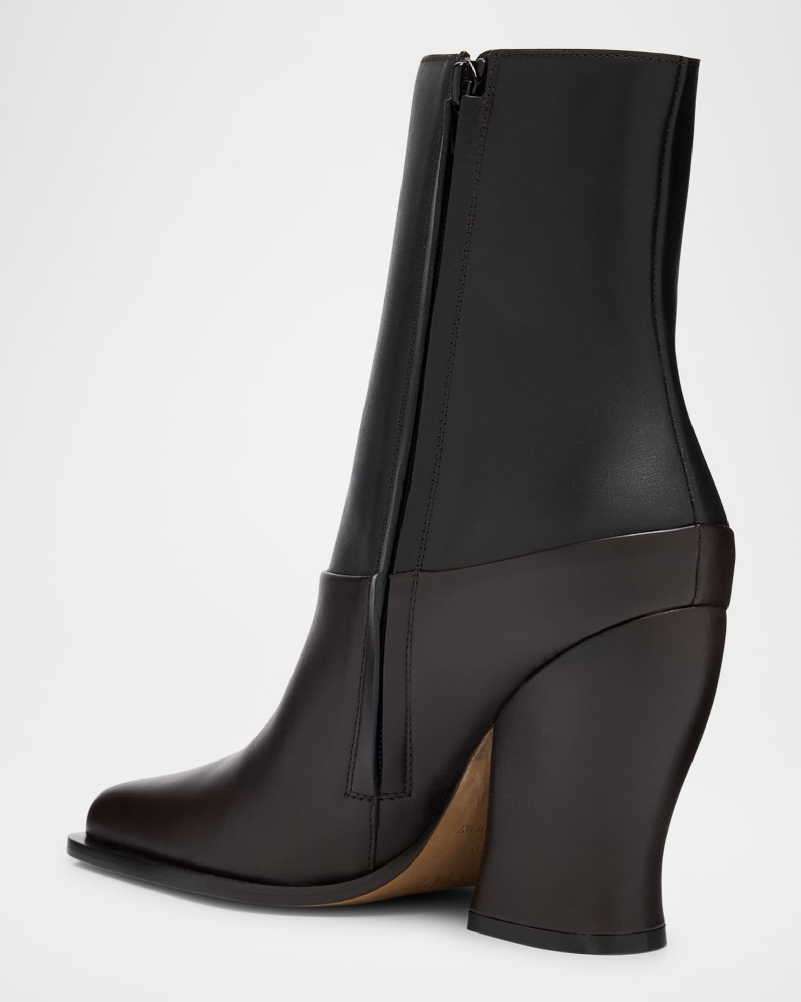 ショートブーツ・ブーティ LOEWE Two-tone leather Onda ankle boots Black Onda two-tone leather ankle boots | LOEWE | NET-A-PORTER