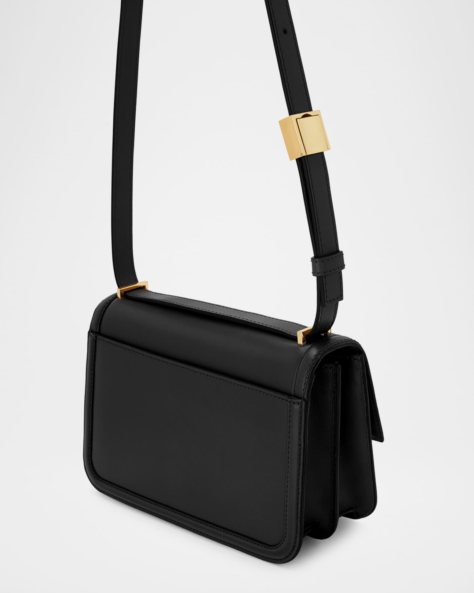 デメリエーThe Paris Crossbody canvas bag Discover the Stylish Demelier Paris Crossbody Bag | TikTok