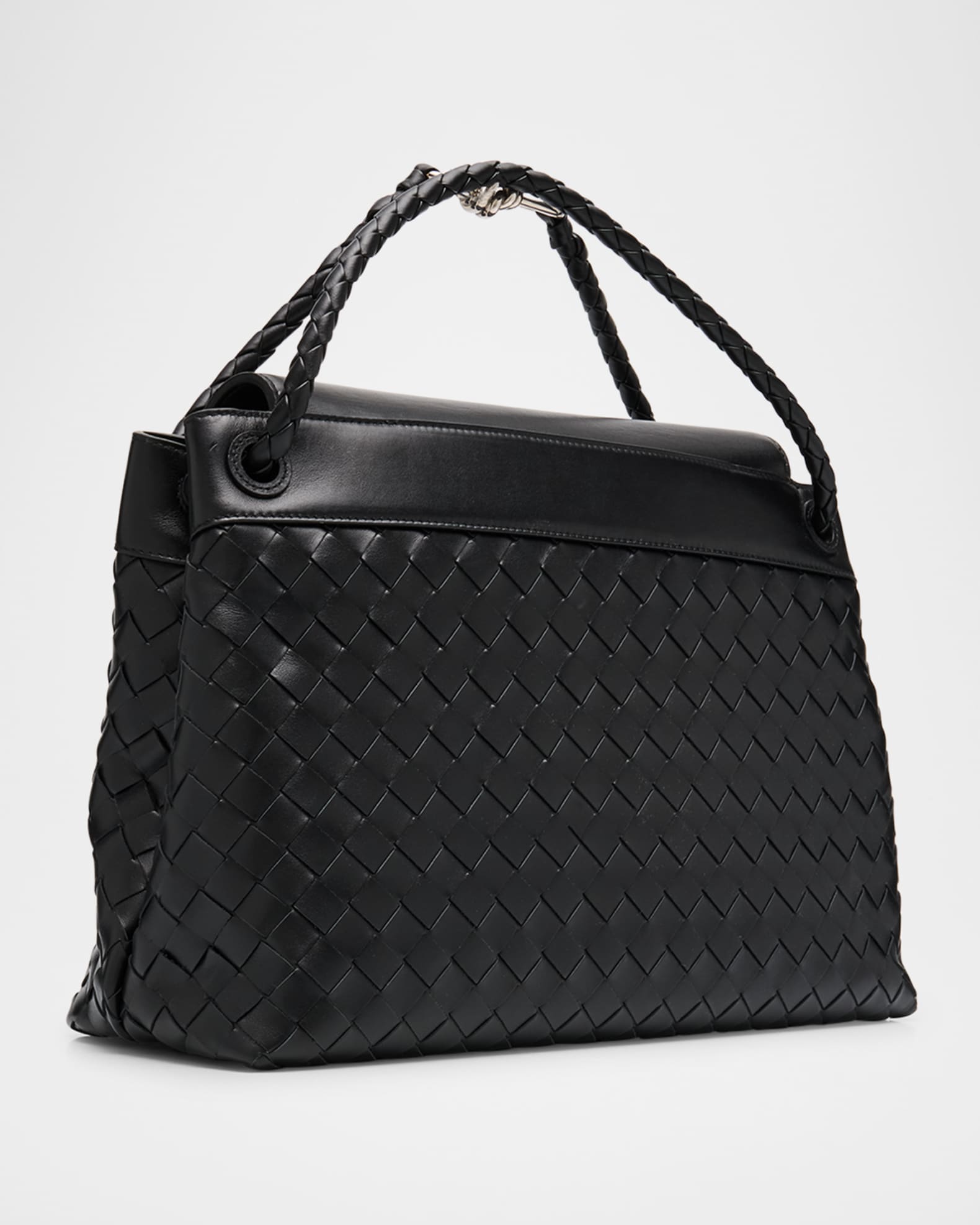 ショルダーバッグ BOTTEGA VENETA Andiamo messenger bag in woven leather Bottega Veneta Medium Leather Andiamo Messenger Bag | Harrods US