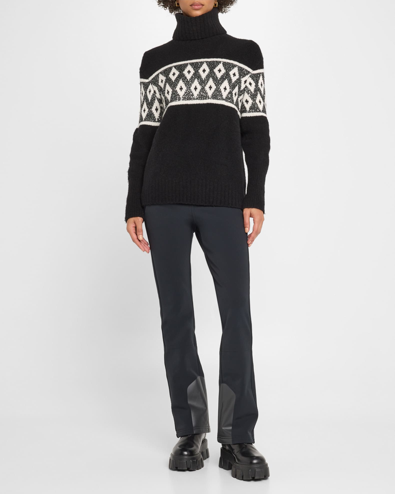 Uda Turtleneck Sweater 1