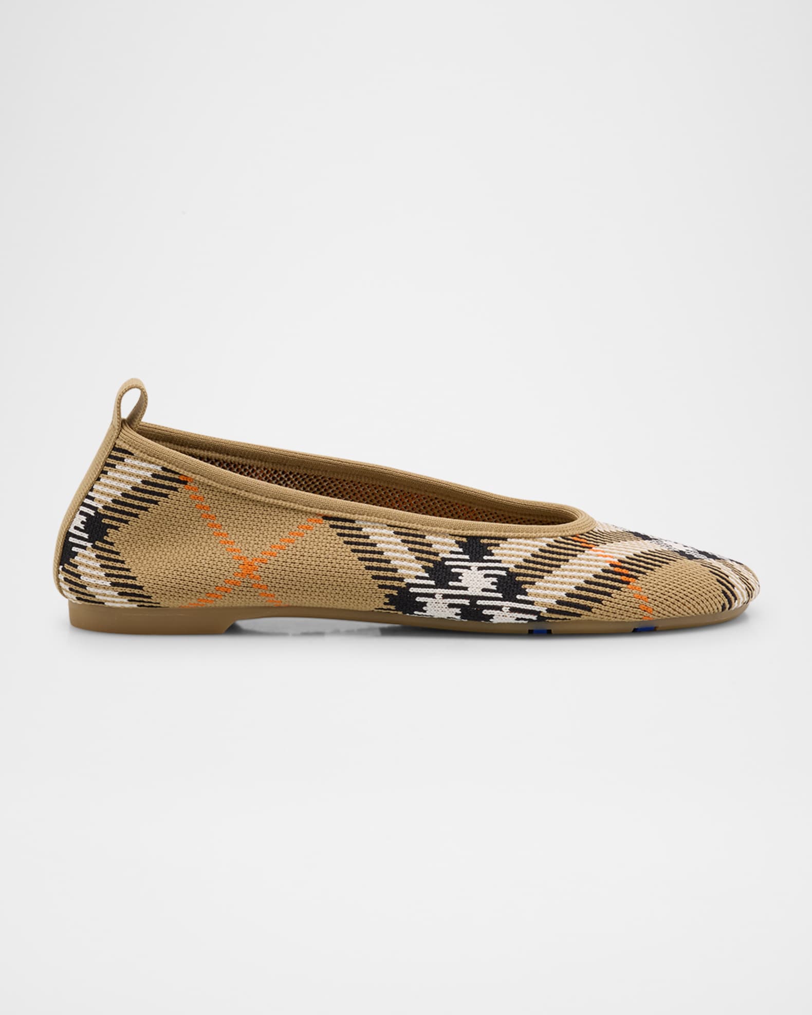 Burberry flat shoes hotsell