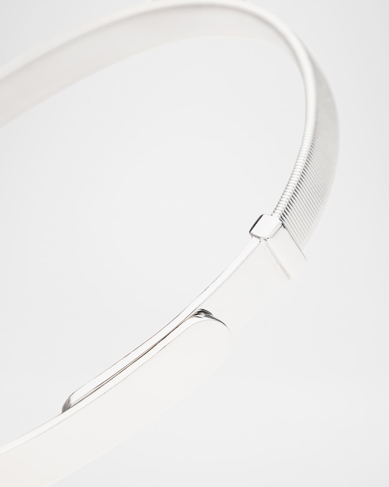 18K White Gold Coil Thin Bangle Bracelet 1