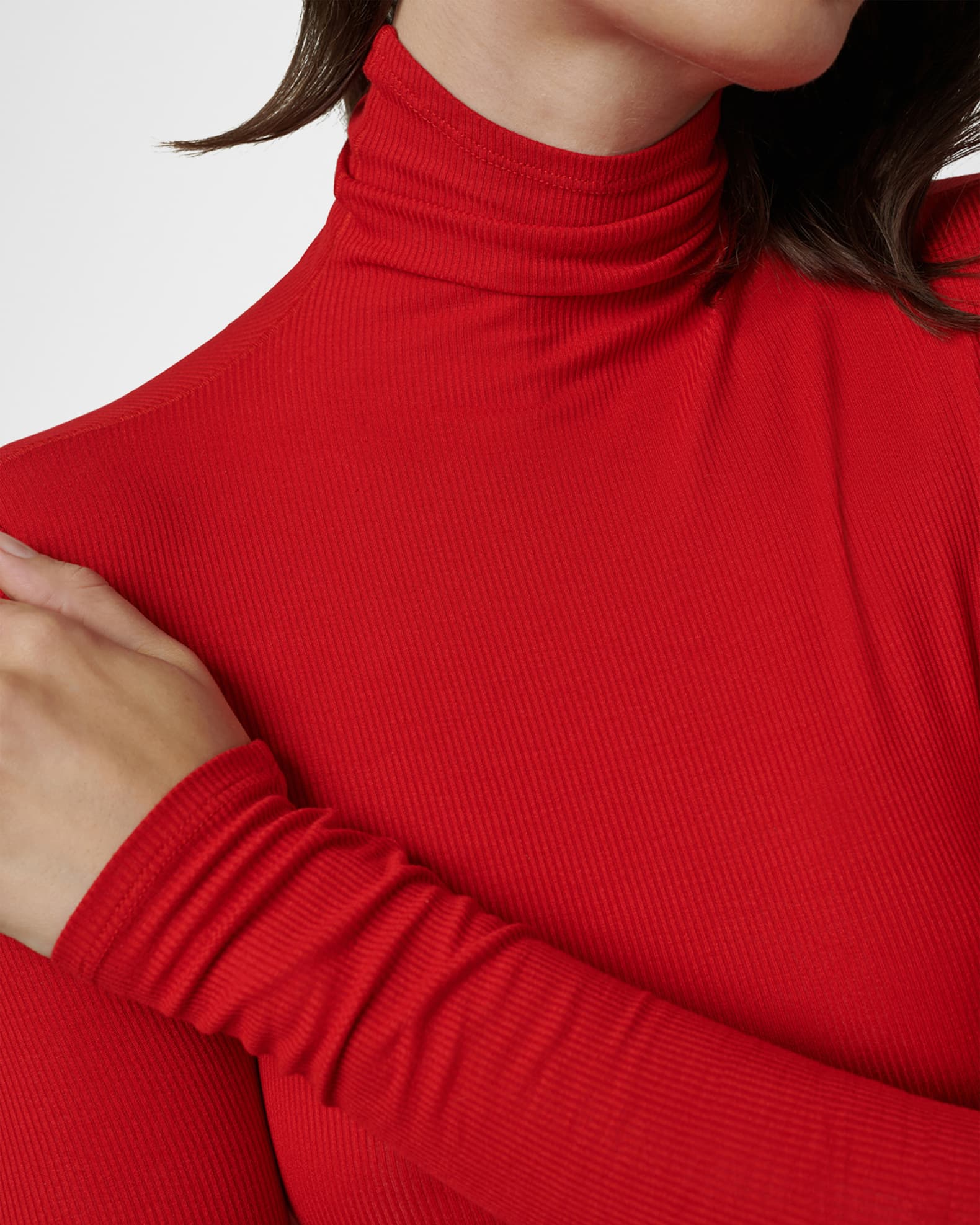Fine Knit Turtleneck Top in Verde Cedro