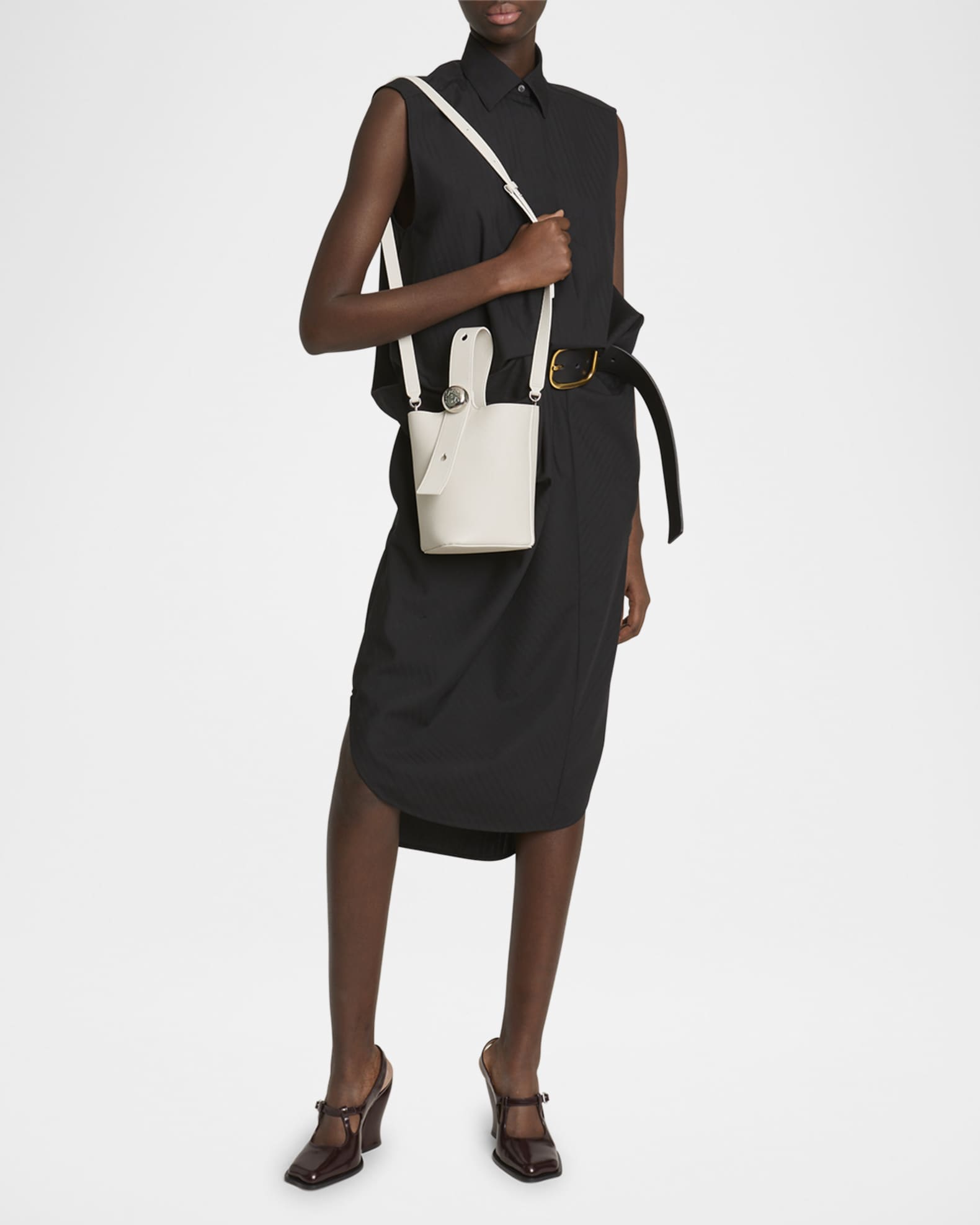 ショルダーバッグ・ポシェット LOEWE Mud Leather Mini Pebble Bucket Bag Loewe Mud Leather Mini Pebble Bucket Bag | italist