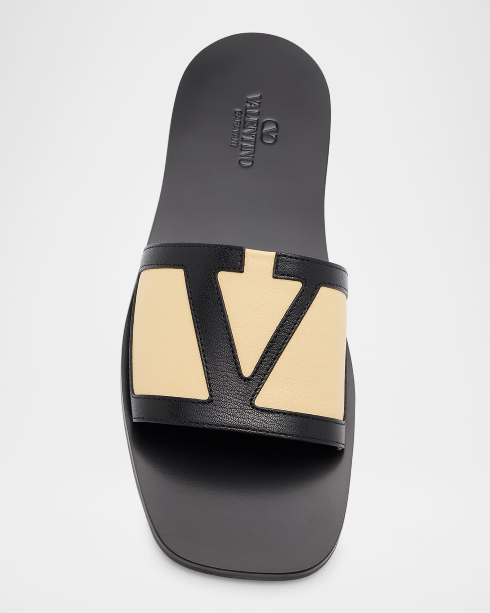 サンダル・ミュール VALENTINO GARAVANI VIVA SUPERSTAR BLACK CANVAS SLIDE SANDAL Valentino Garavani Viva Superstar Slide Sandals in Canvas