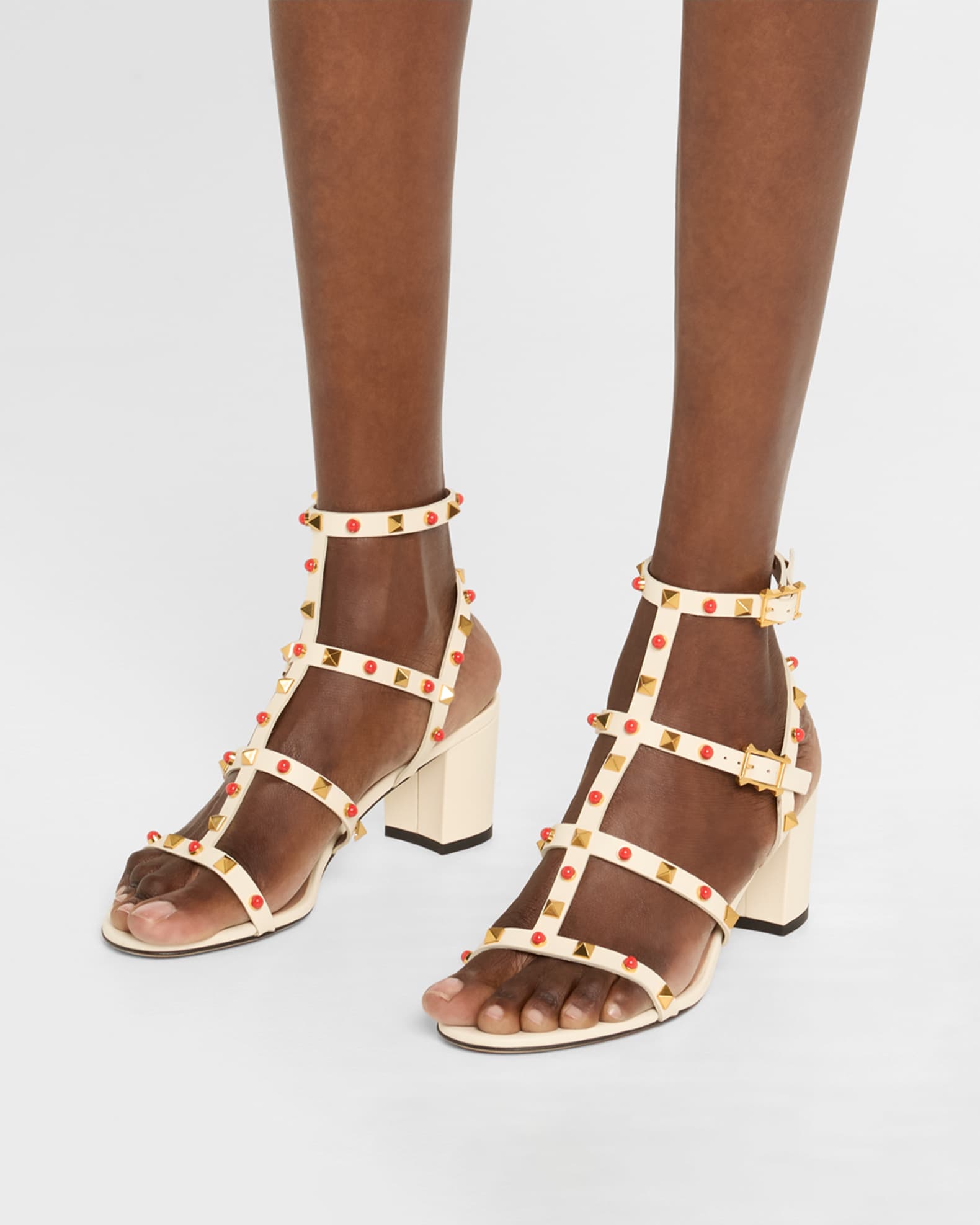 VIP【送料関税込】VALENTINO GARAVANI ROCKSTUD LEATHER SANDALS 0400020253497_BLACK?wid=600&