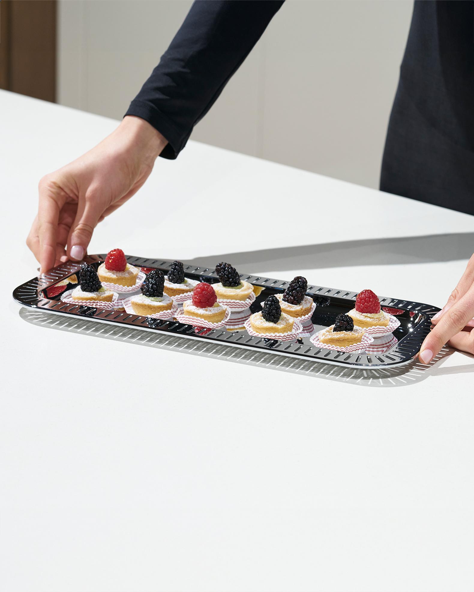 ANNA New York Striations Small Rectangle Serving Tray, 13.75