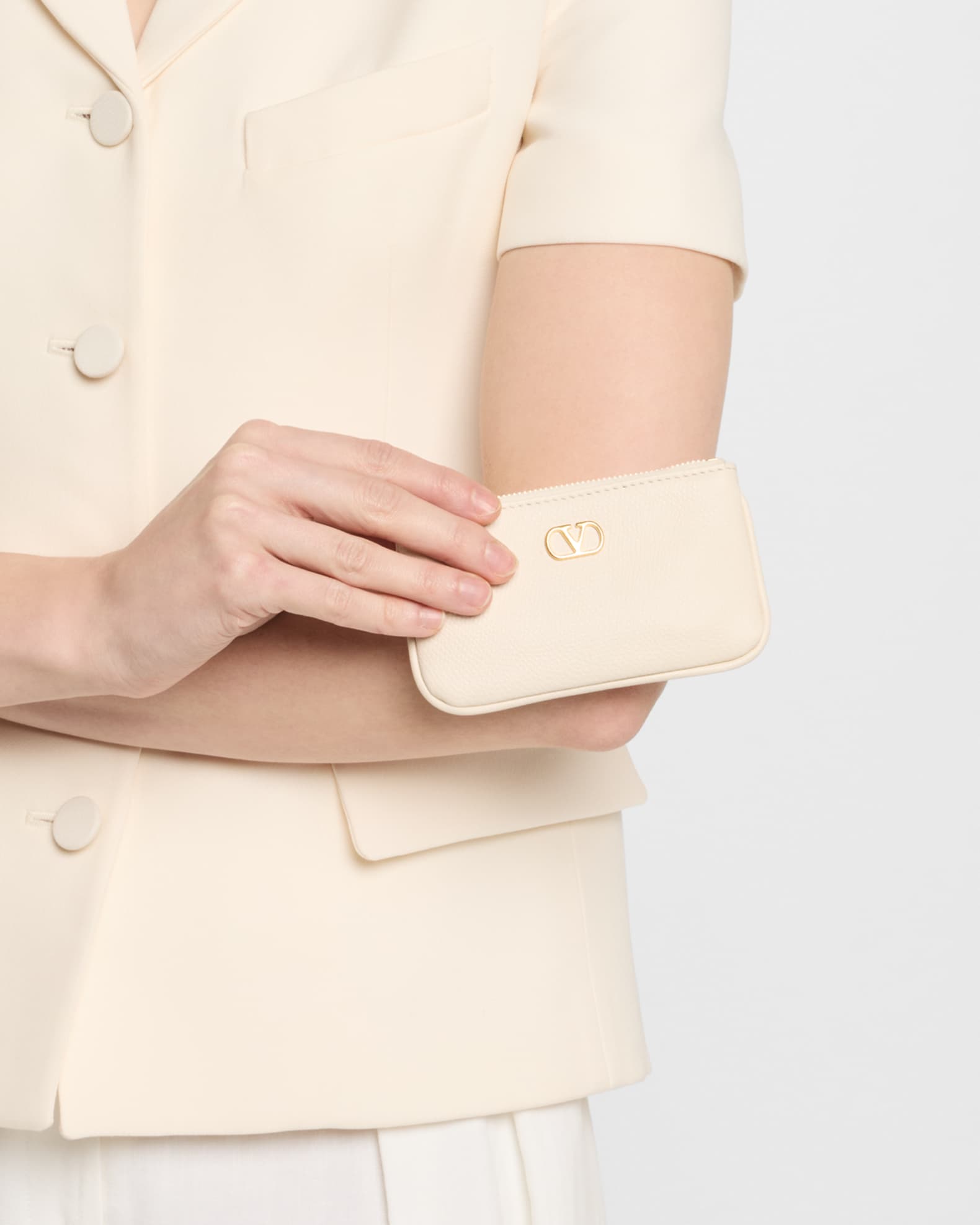 VLOGO Signature Leather Card Holder 1