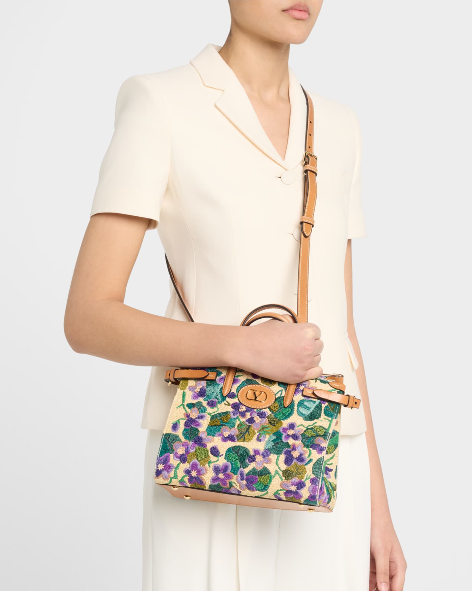 Antibes Small Violet Flower Raffia Tote Bag 1