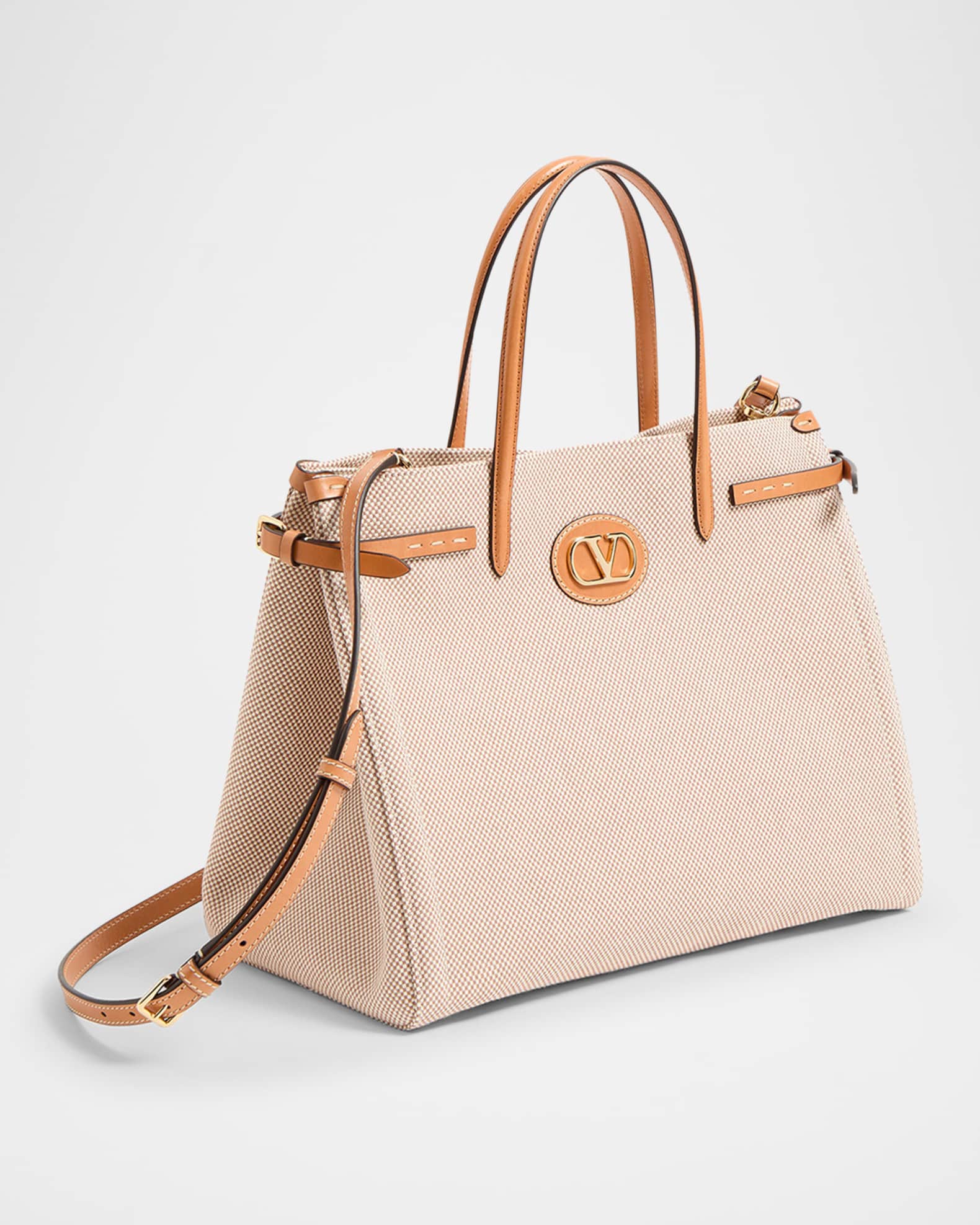 【関税込み】VALENTINO GARAVANI 'ANTIBES' MEDIUM SHOPPING BAG Valentino Garavani Antibes Medium Canvas Shopping Bag for