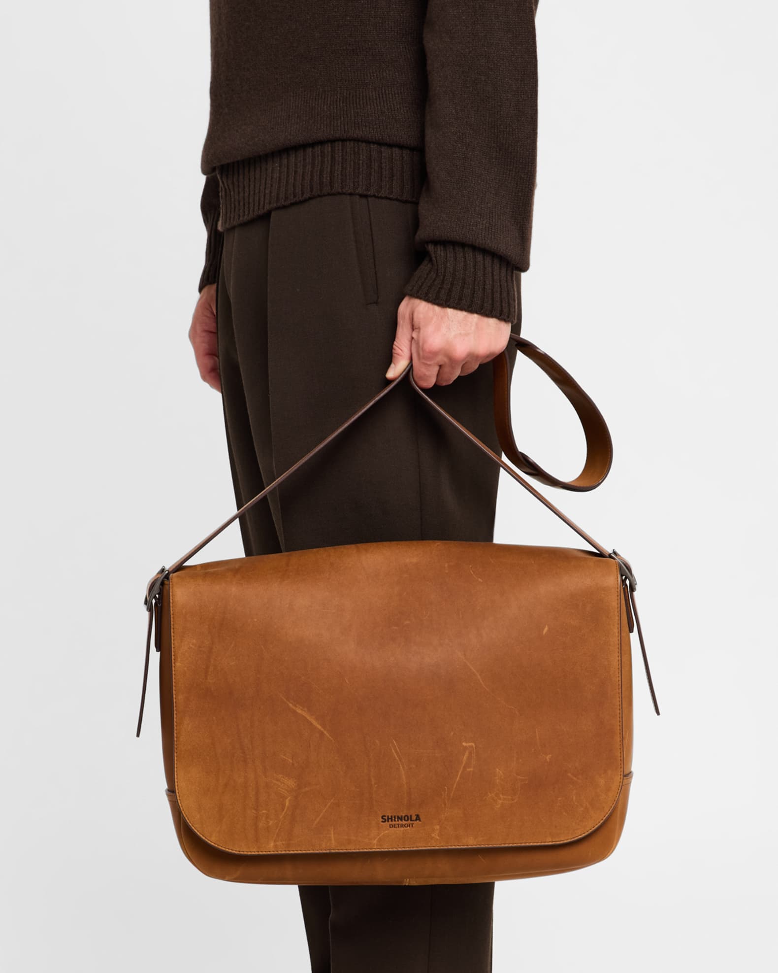 Men's Runwell Leather Messenger Bag 1