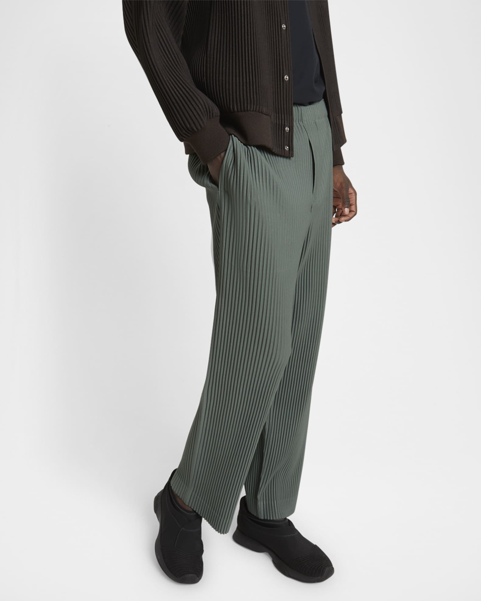Pleats Tie in Mud Brown