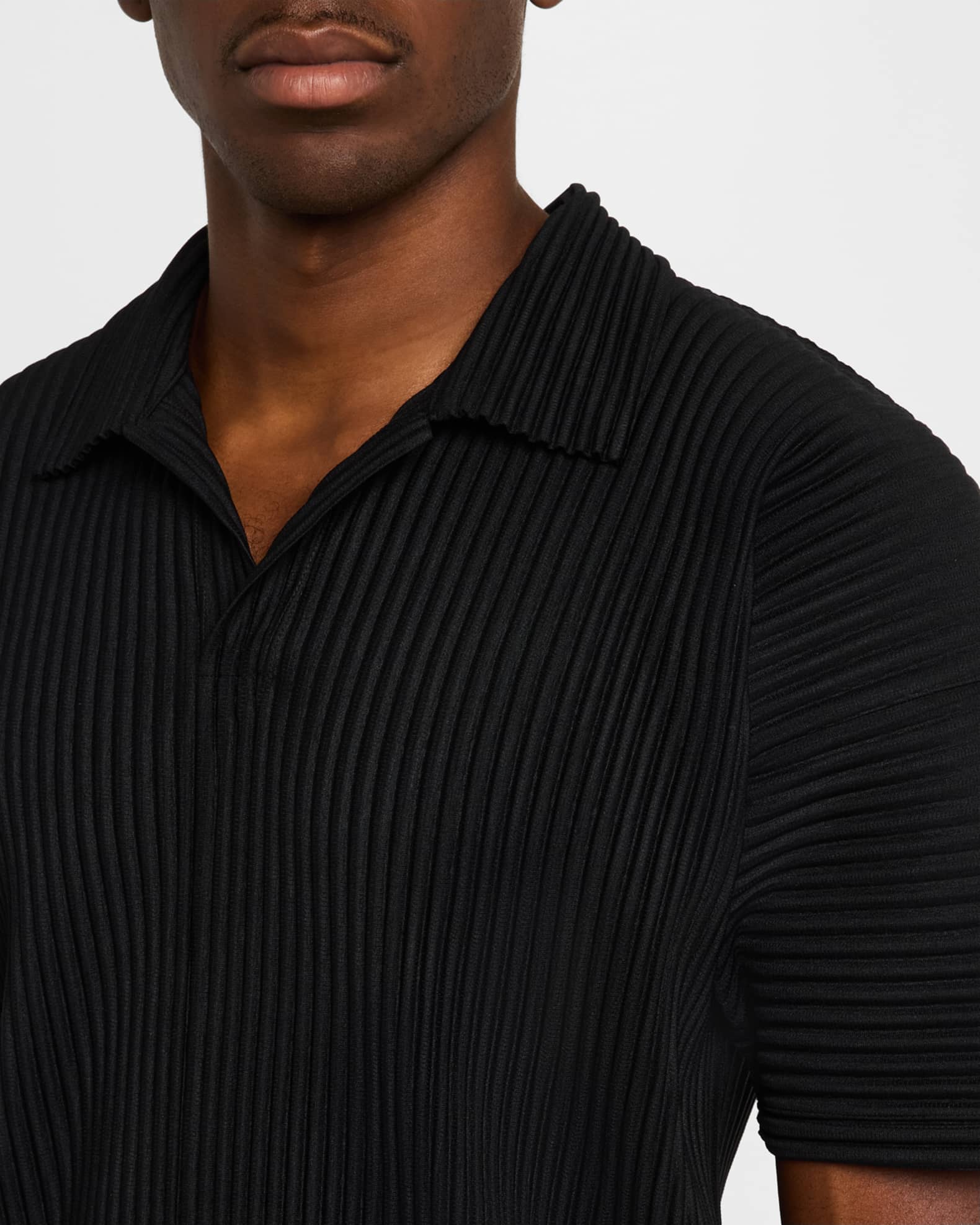HOMME PLISSÉ ISSEY MIYAKE POLO SHIRT 22786527_49072008_1000.jpg