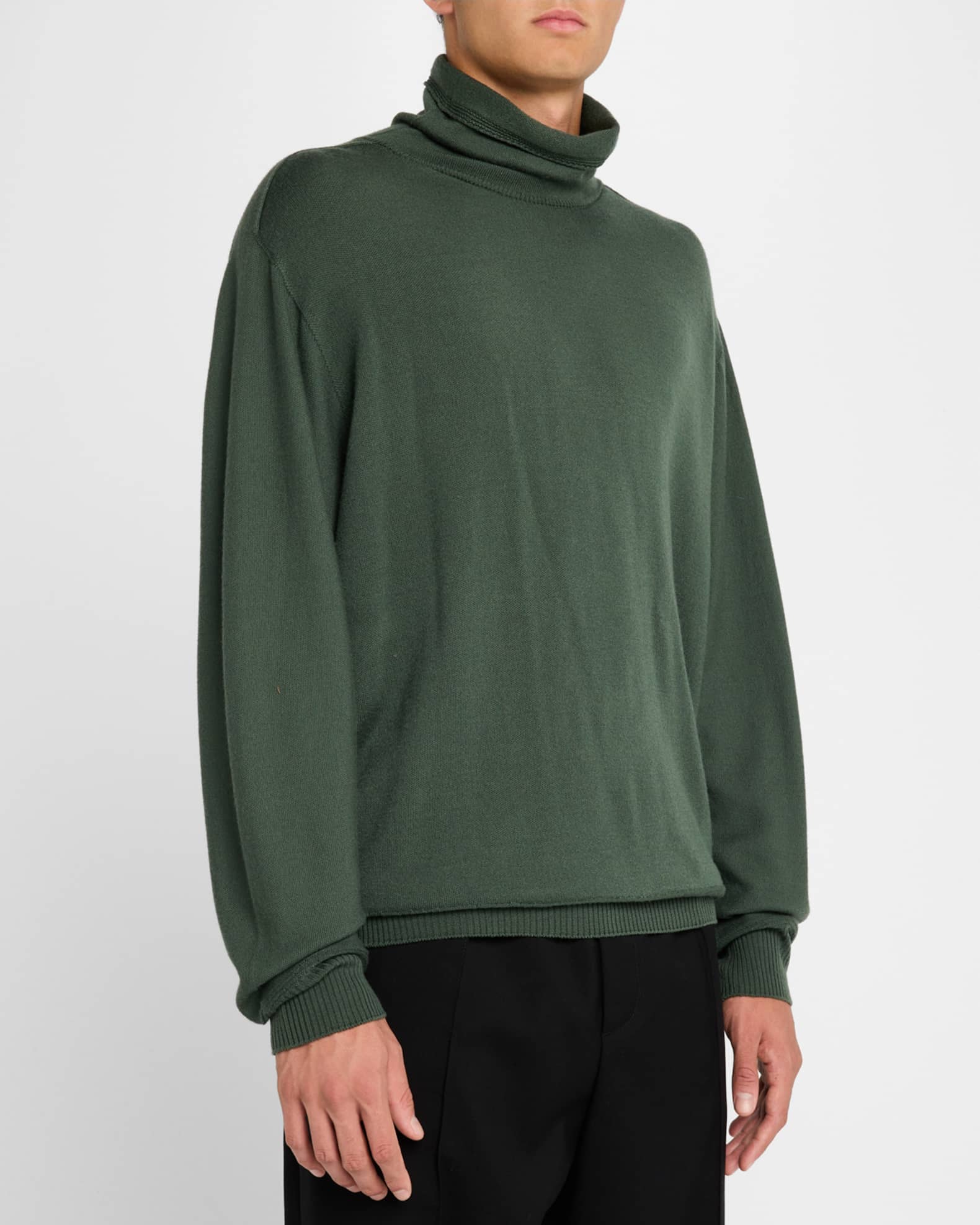 Men s Smooth Wool Turtleneck