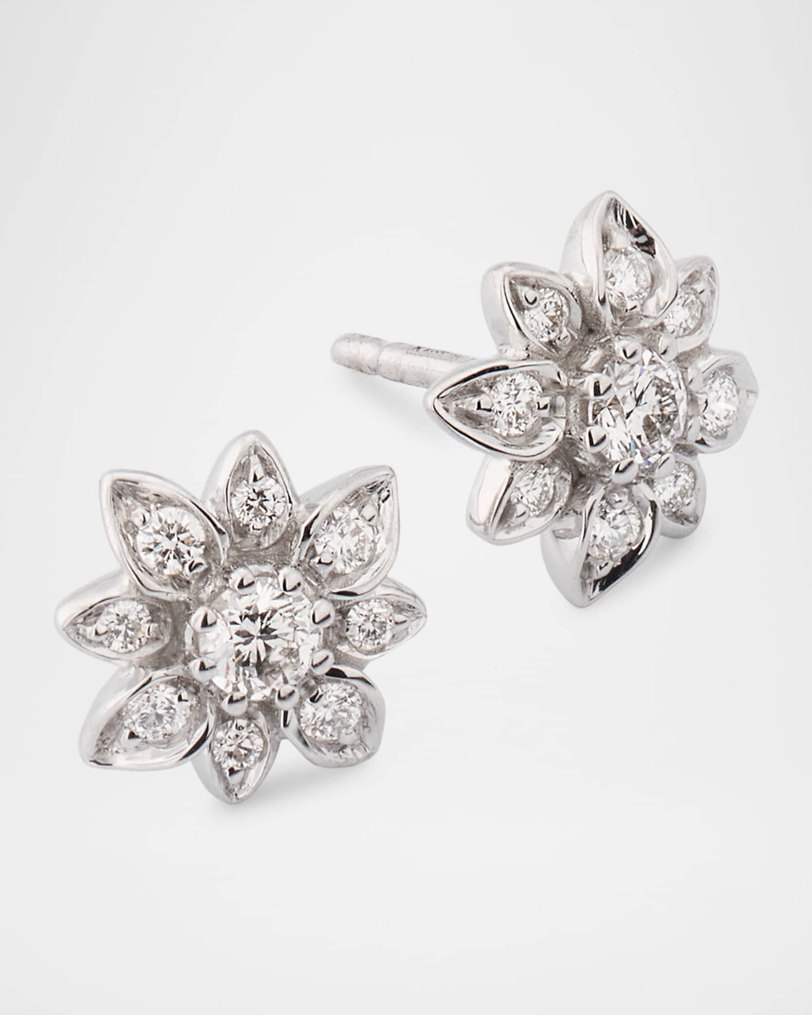 Gucci 18K White Gold Diamond Flower Stud Earrings | Neiman Marcus