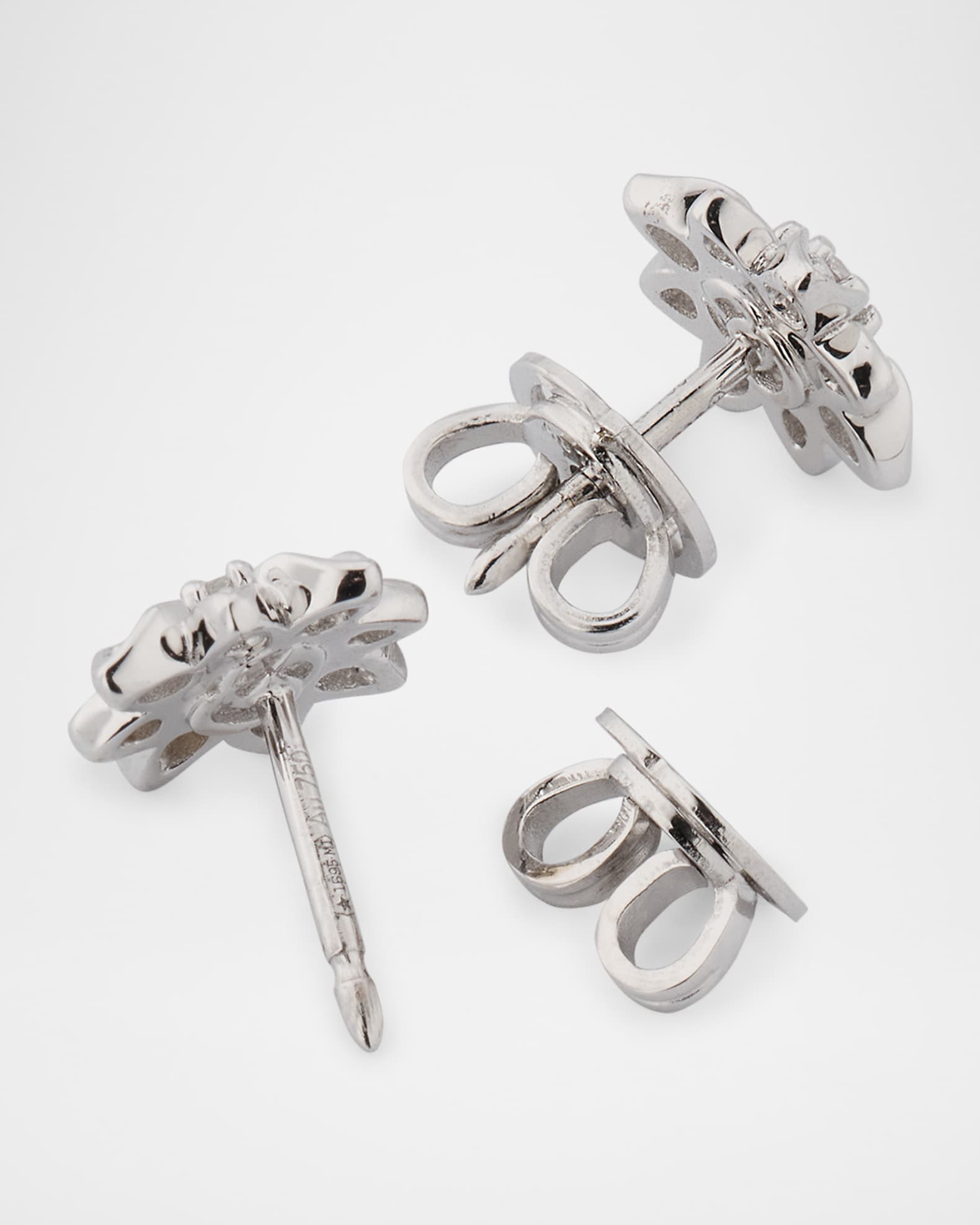 Gucci 18K White Gold Diamond Flower Stud Earrings | Neiman Marcus