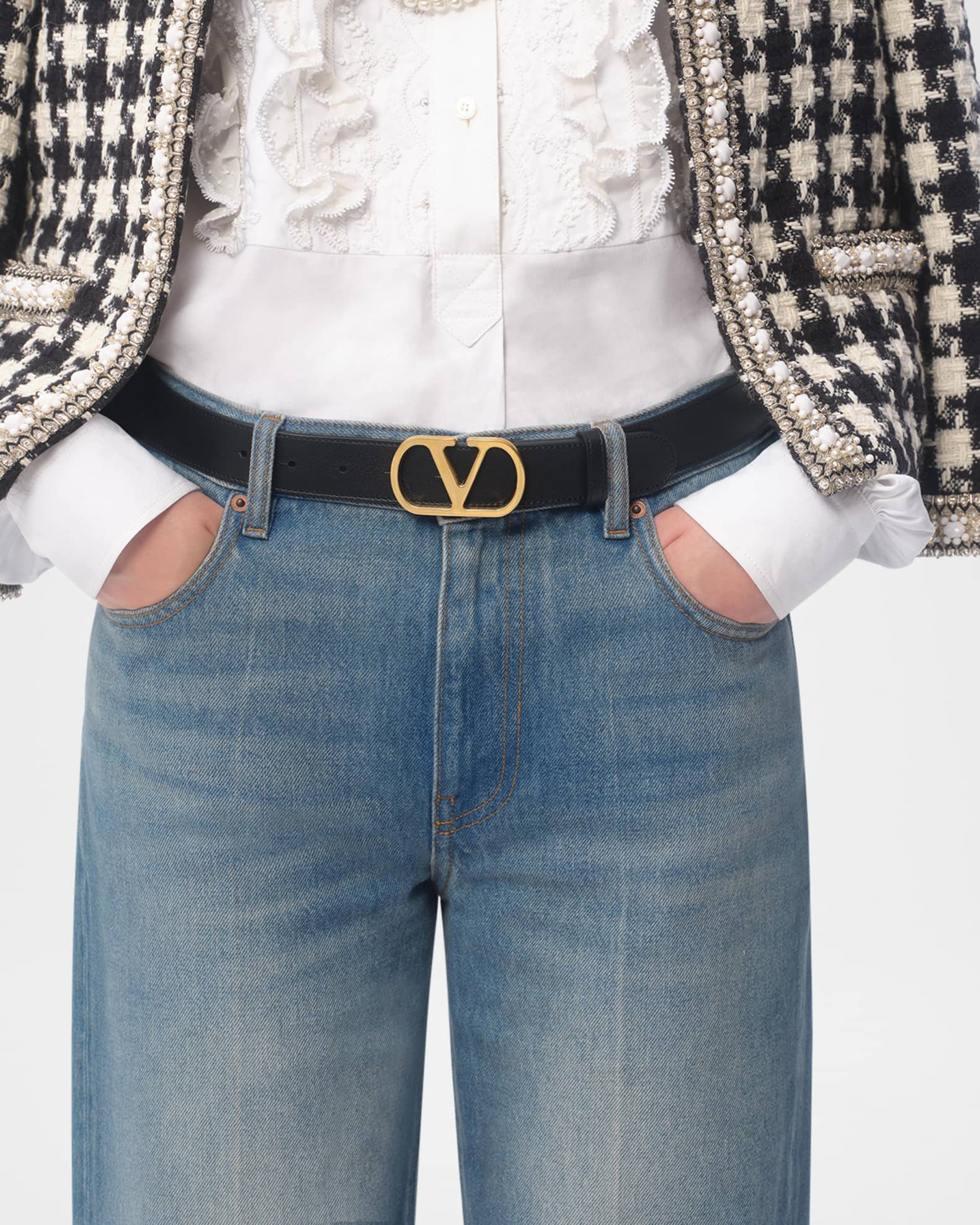 【VALENTINO】 VLogo Signature leather belt Valentino Garavani - Black Leather VLogo Signature Belt