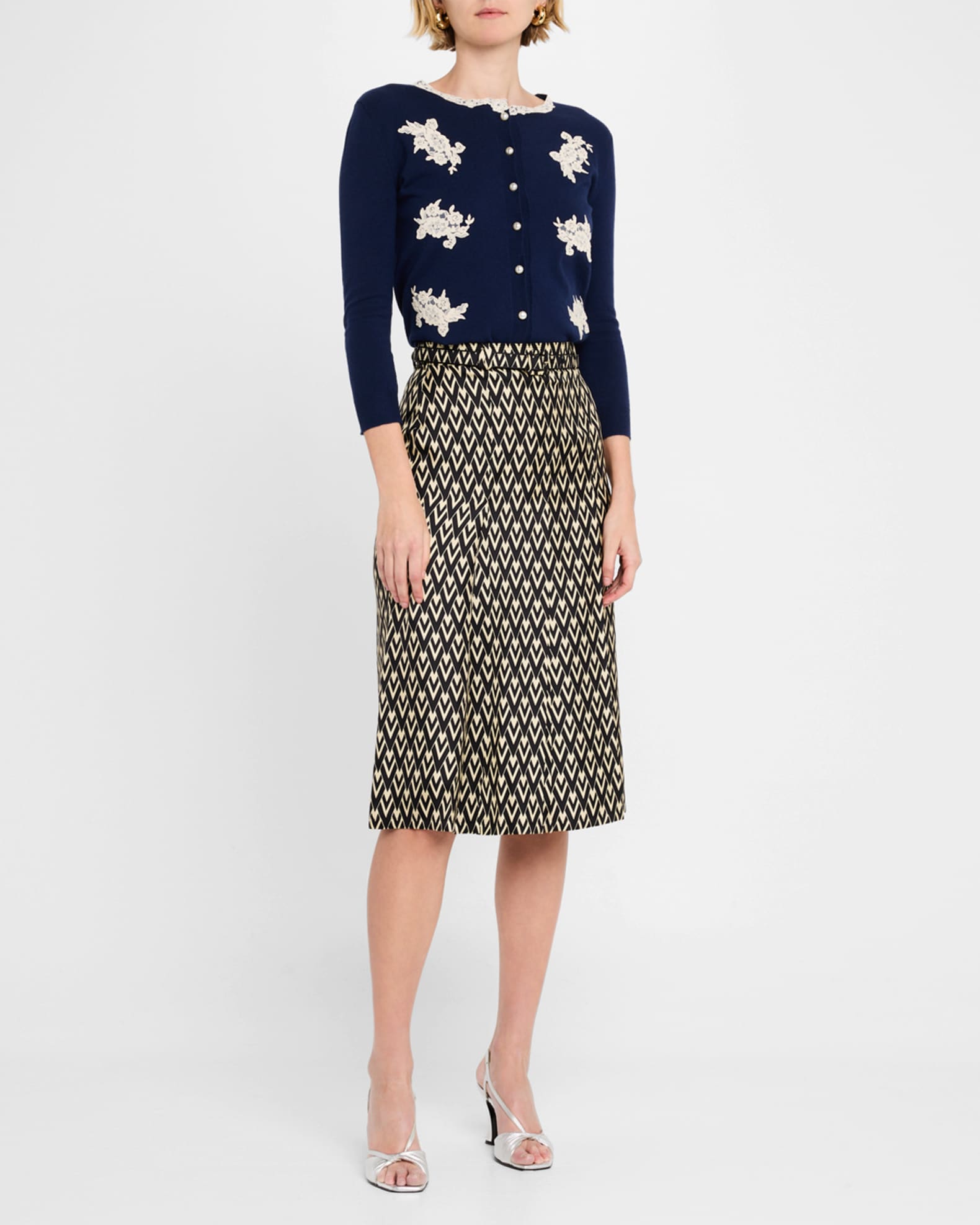 Toute La V Silk Twill Belted Skirt 1