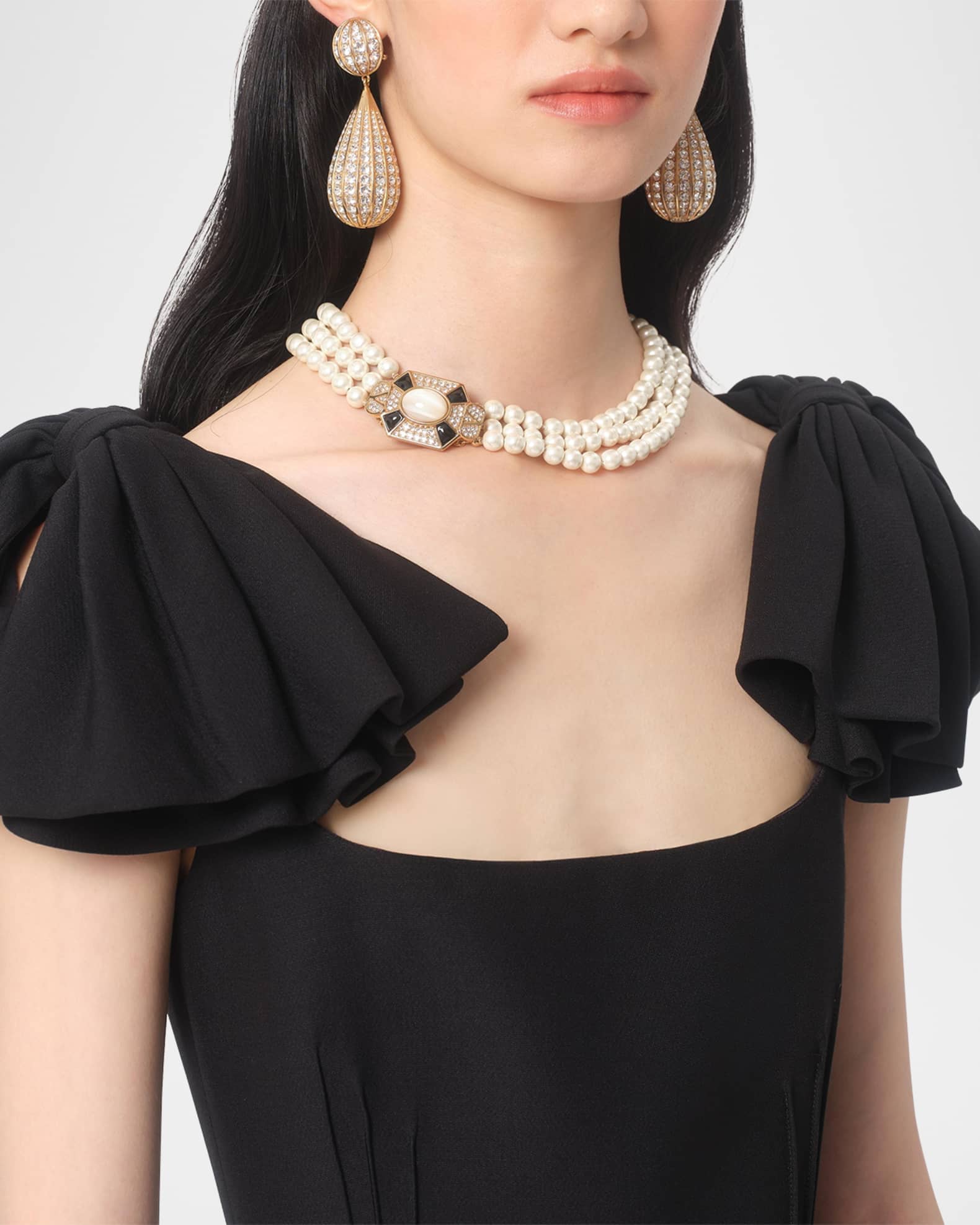 【関税＆送料込み】Valentino Garavani Necklaces 50304177KG_14_f.jpg?impolicy=
