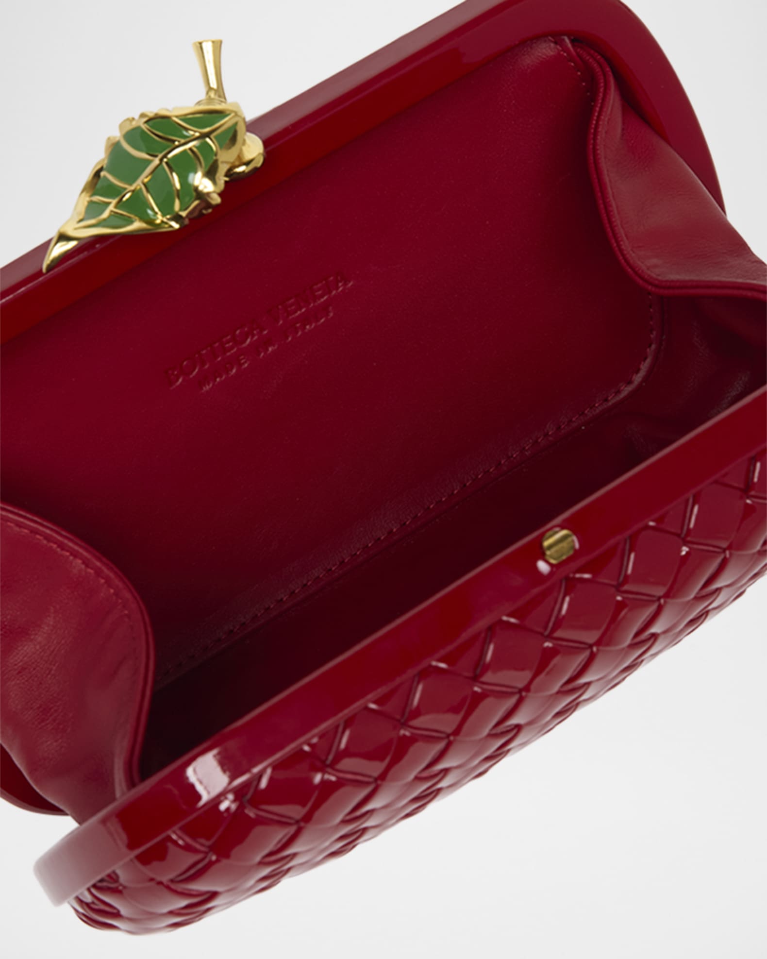 クラッチバッグ BOTTEGA VENETA   Clutches Women Leather Red/Lipstick Bottega Veneta Vintage - The Pouch Intrecciato Leather