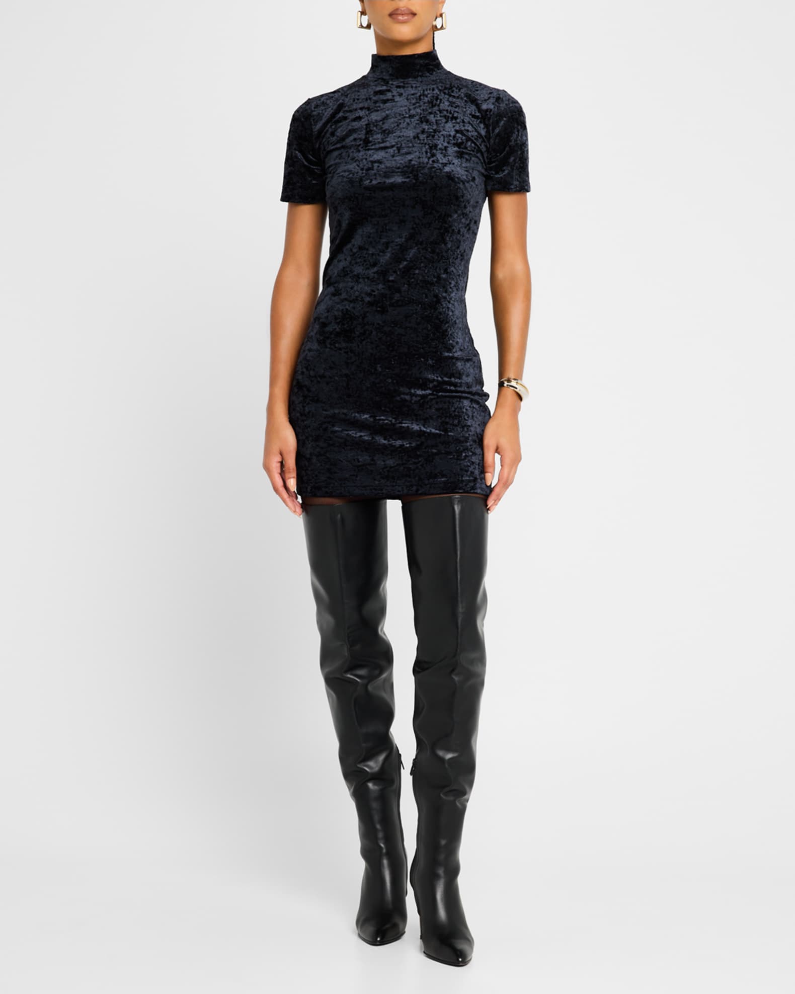 魅力的な FRAME Velvet Turtleneck Mini Dress | Neiman Marcus ワンピース