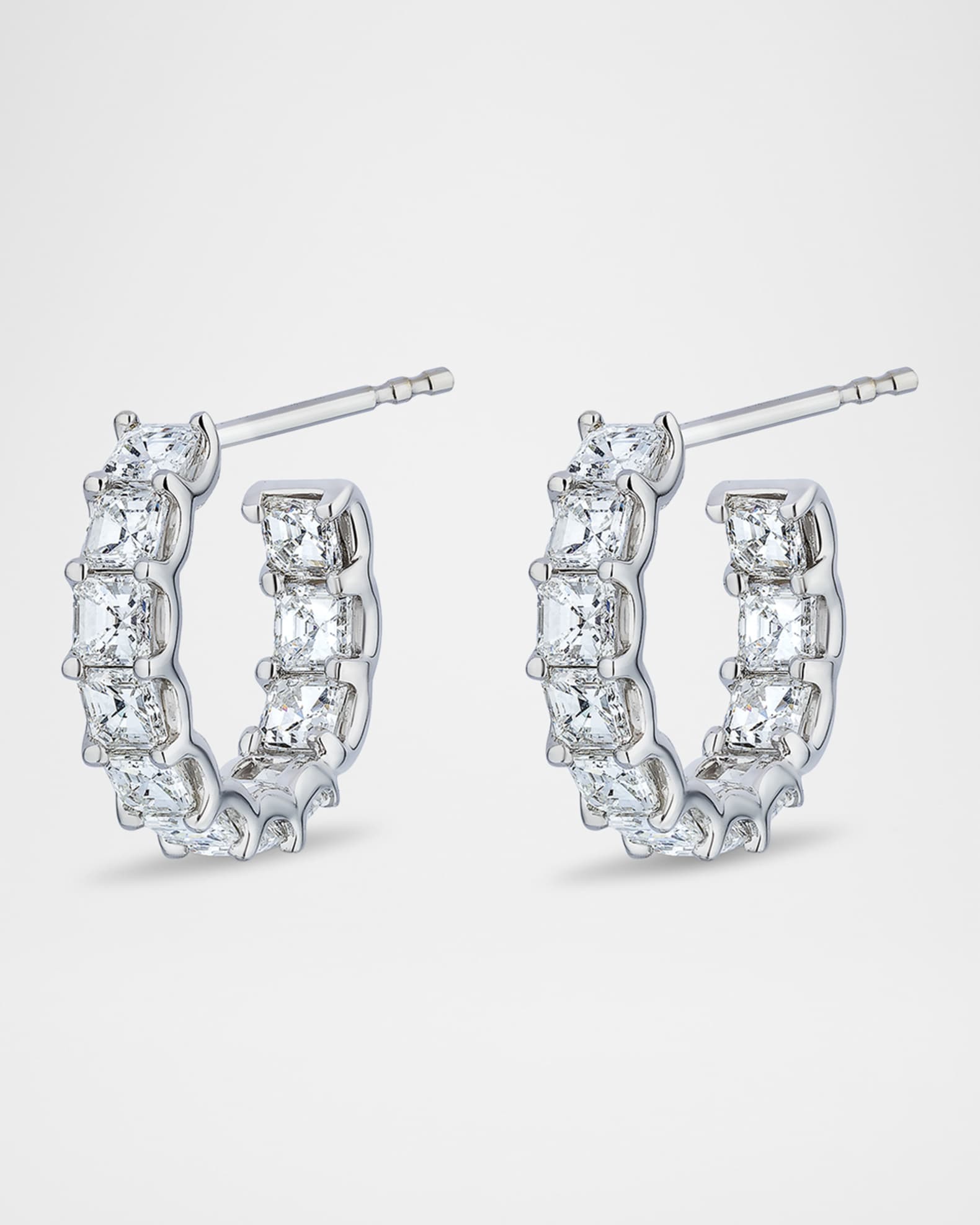 18K White Gold Oval Diamond Hoop Earrings 0.5 Dia. 3.06tcw