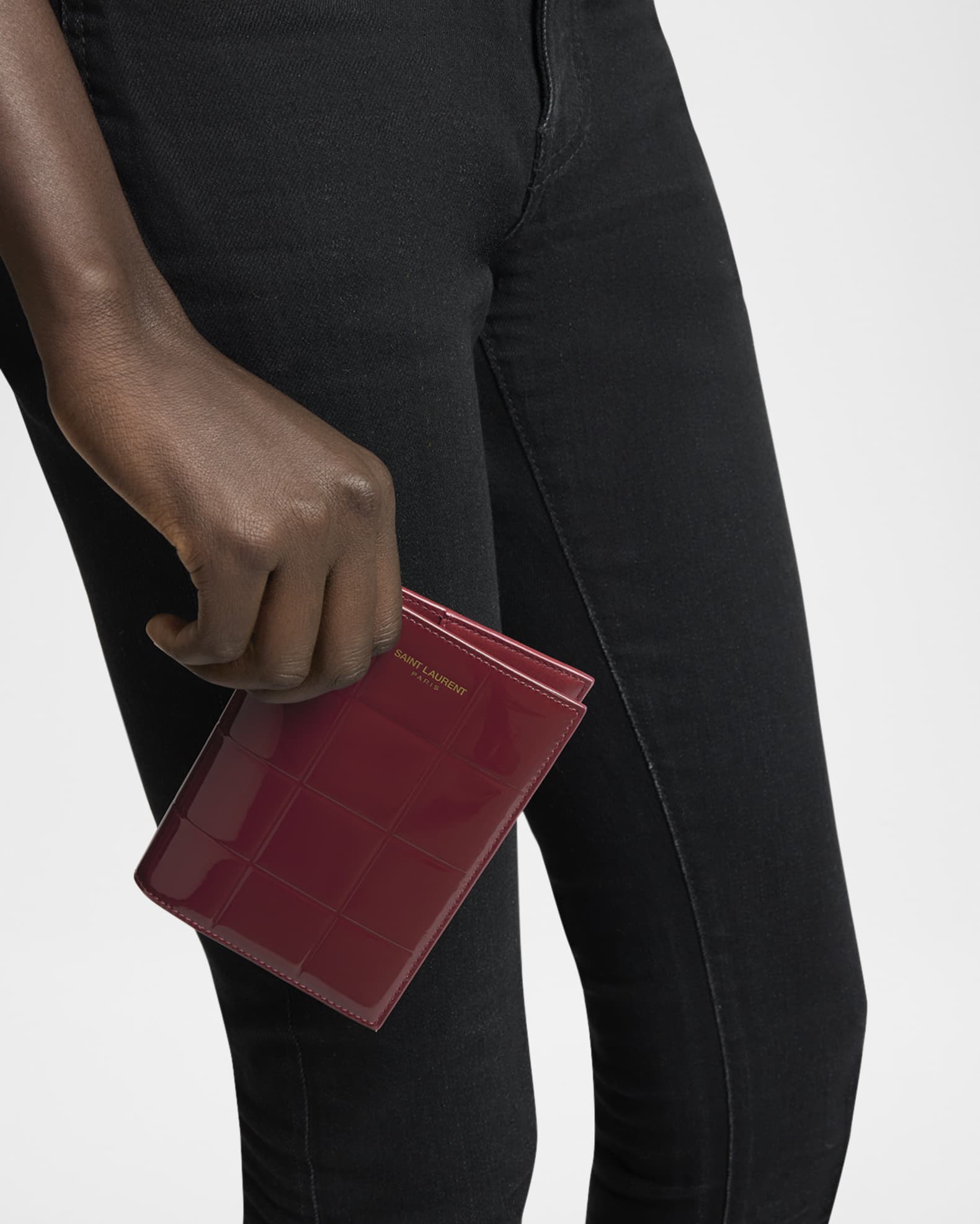 Passport Holder in Quilted Patent Leather 1
