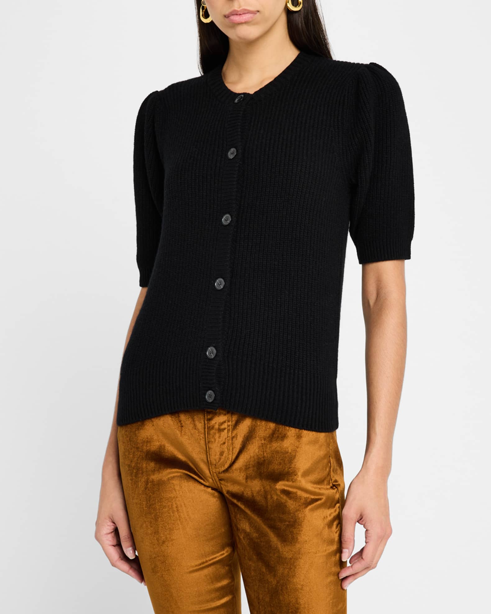 【DISCERNMENT】Fury Knit Short Sleeve Cardigan DISCERNMENT】Fury Knit Short Sleeve Cardigan (DISCERNMENT