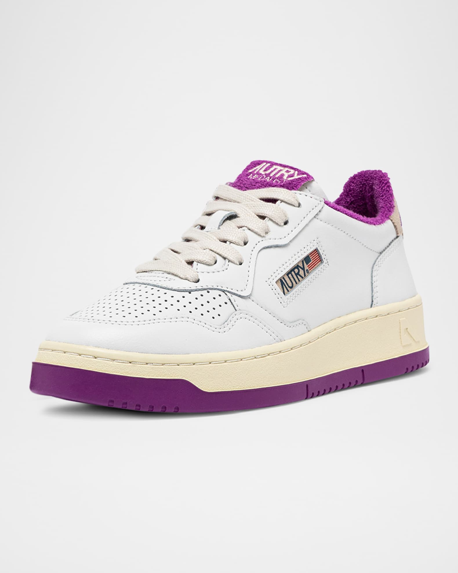 AUTRY Medalist Low-Top Bicolor Leather Sneakers | Neiman Marcus