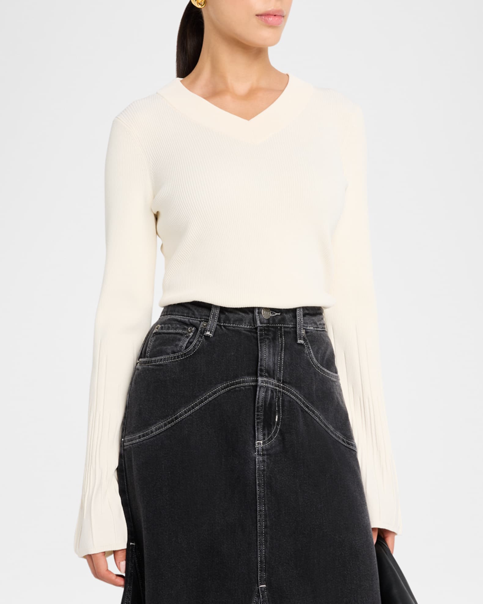 Austen Ribbed V-Neck Top