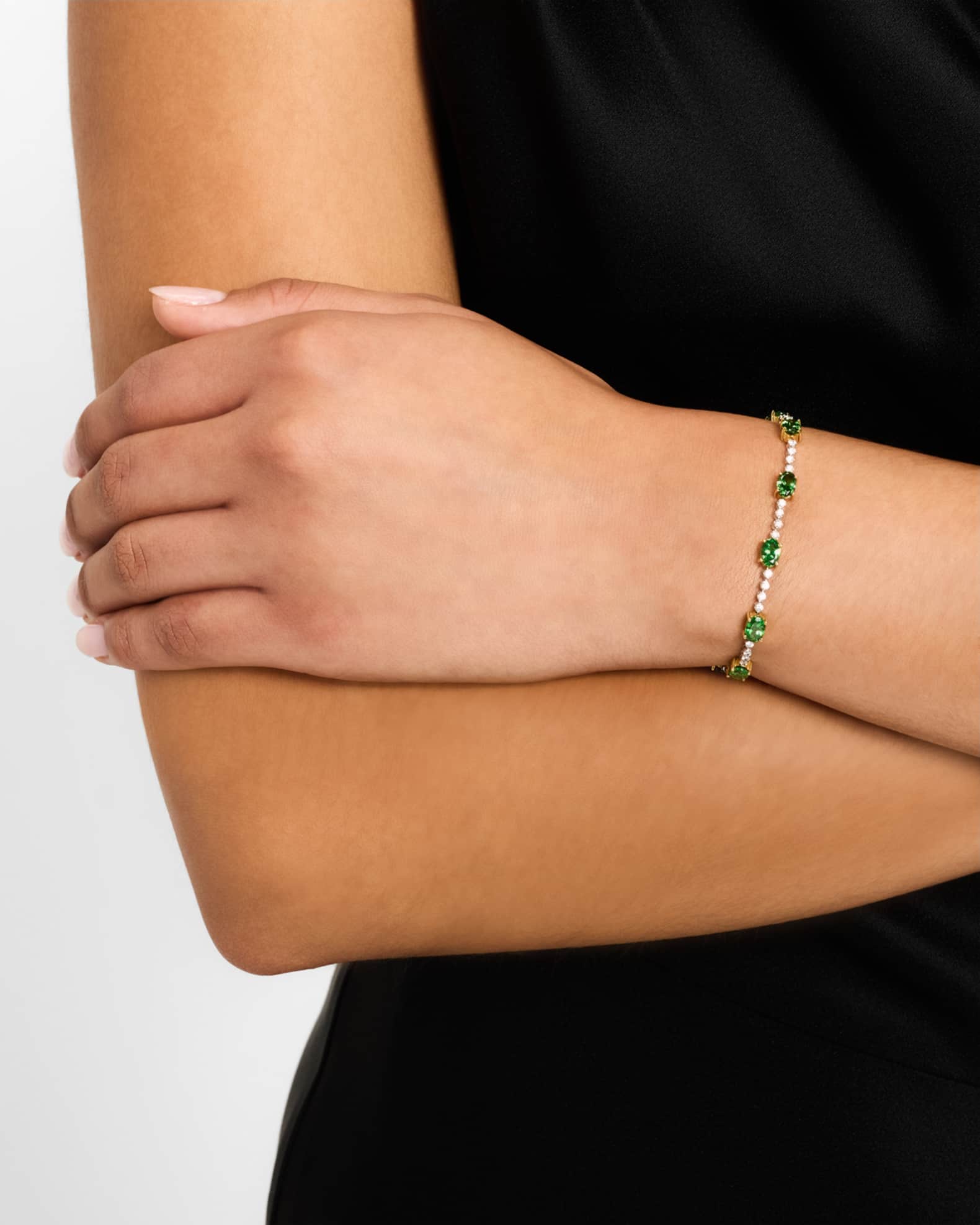 18K Gold Bracelet with Green Tsavorite and Diamonds 1