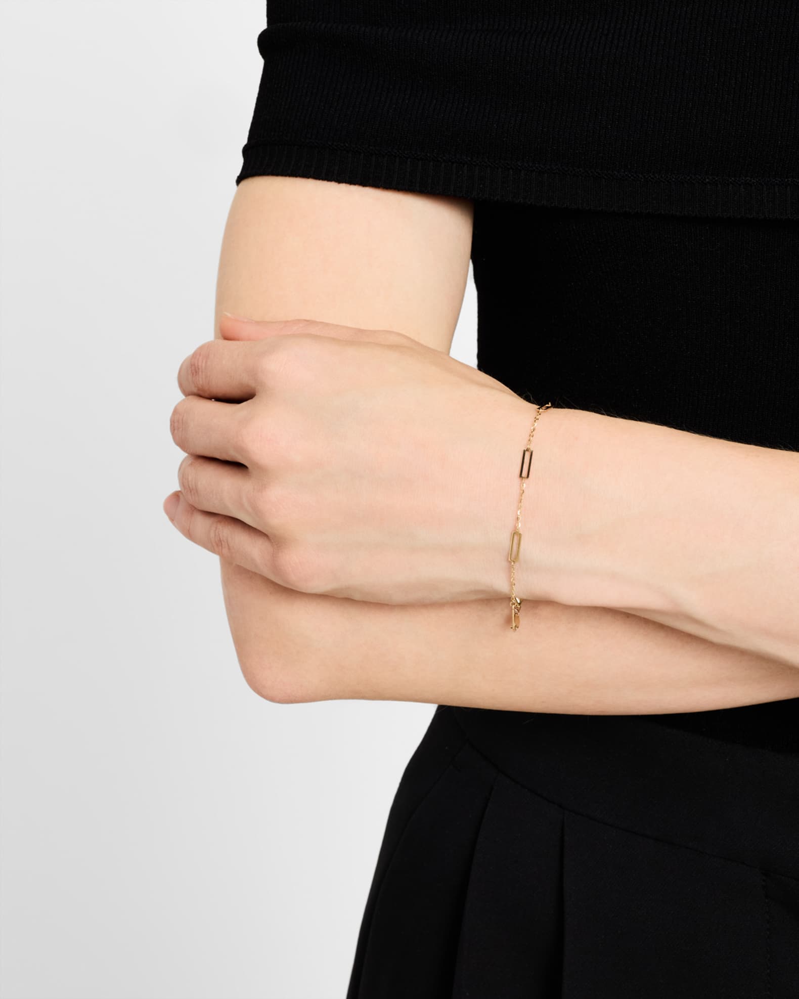 14K Yellow Gold 6-Station Bracelet 1