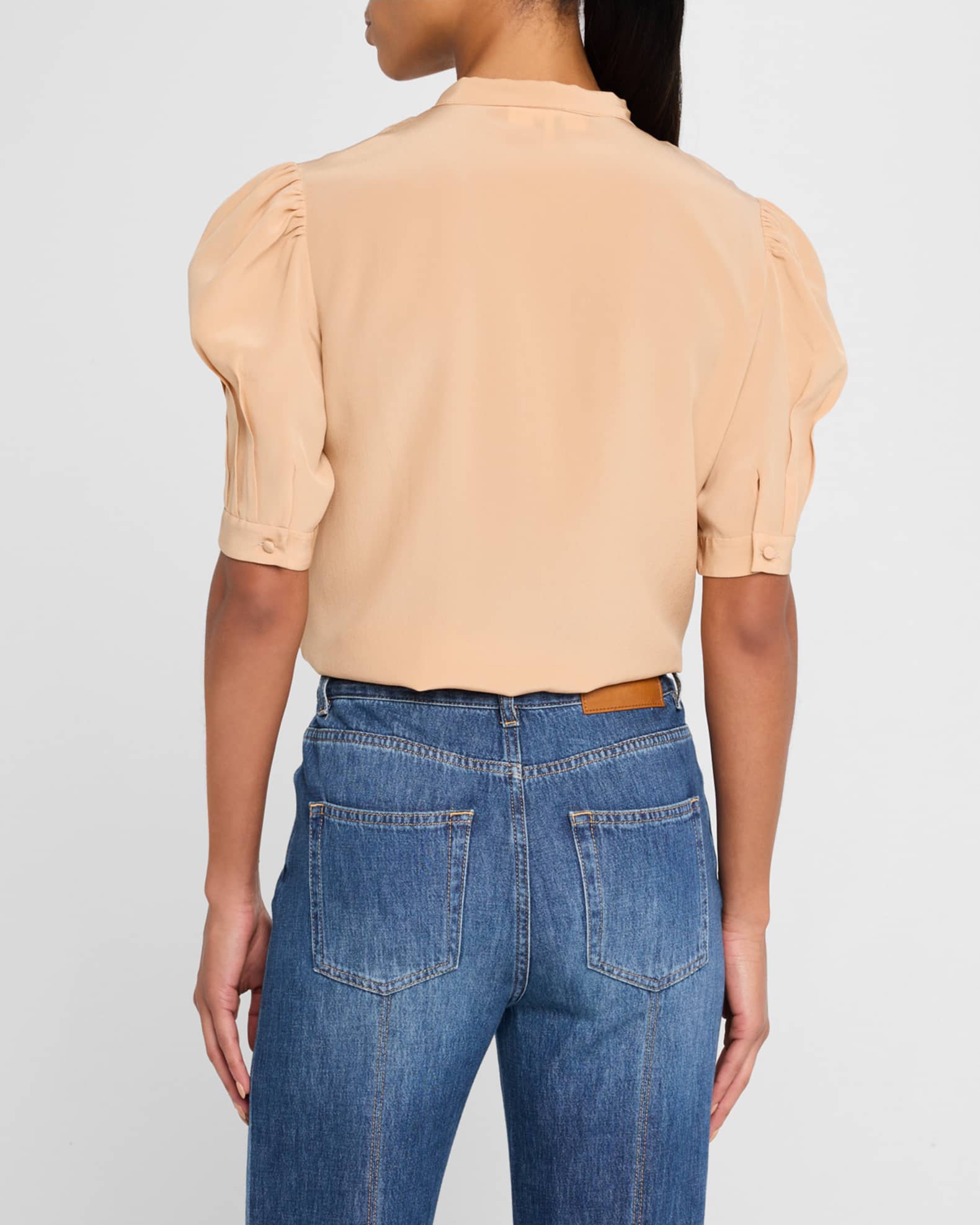 【メーカー直送】 Top Silk Puff-Sleeve Pleated Neck-Tie Chloe | Marcus Neiman トップス