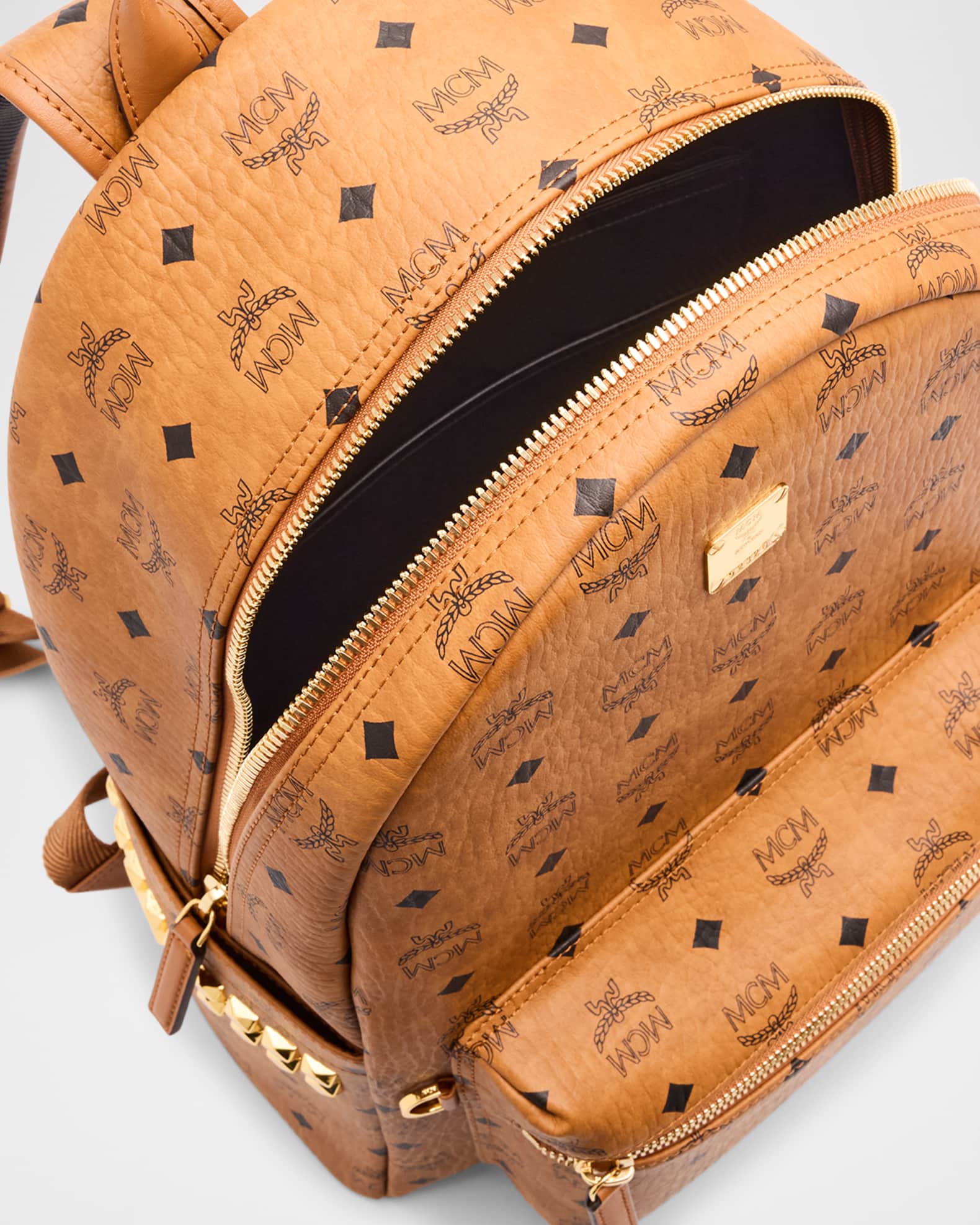 大流行中！ Medium Stark Men's MCM Visetos Marcus Neiman | Backpack バッグ