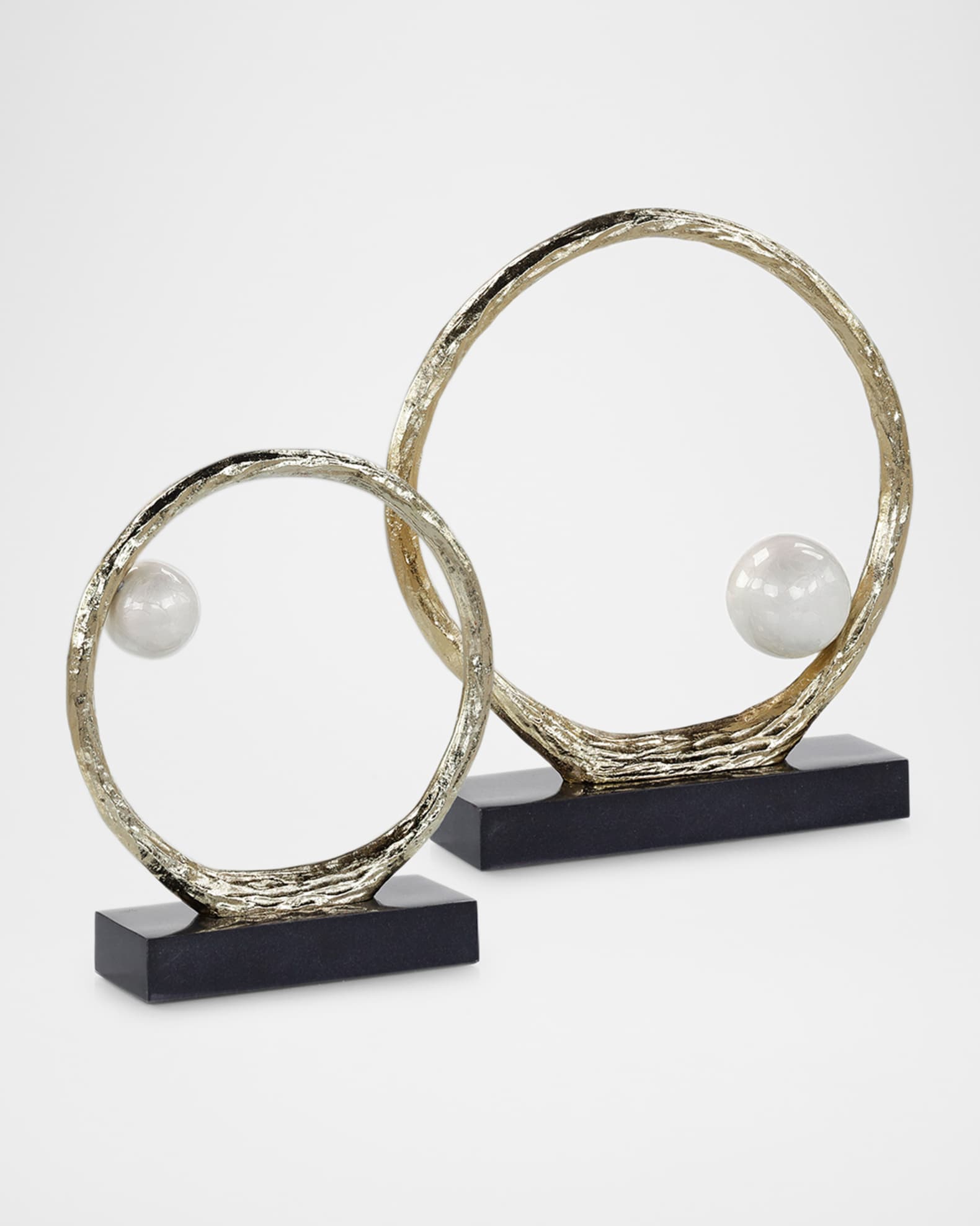 Anello di Perle Sculpture on Iron Base 1