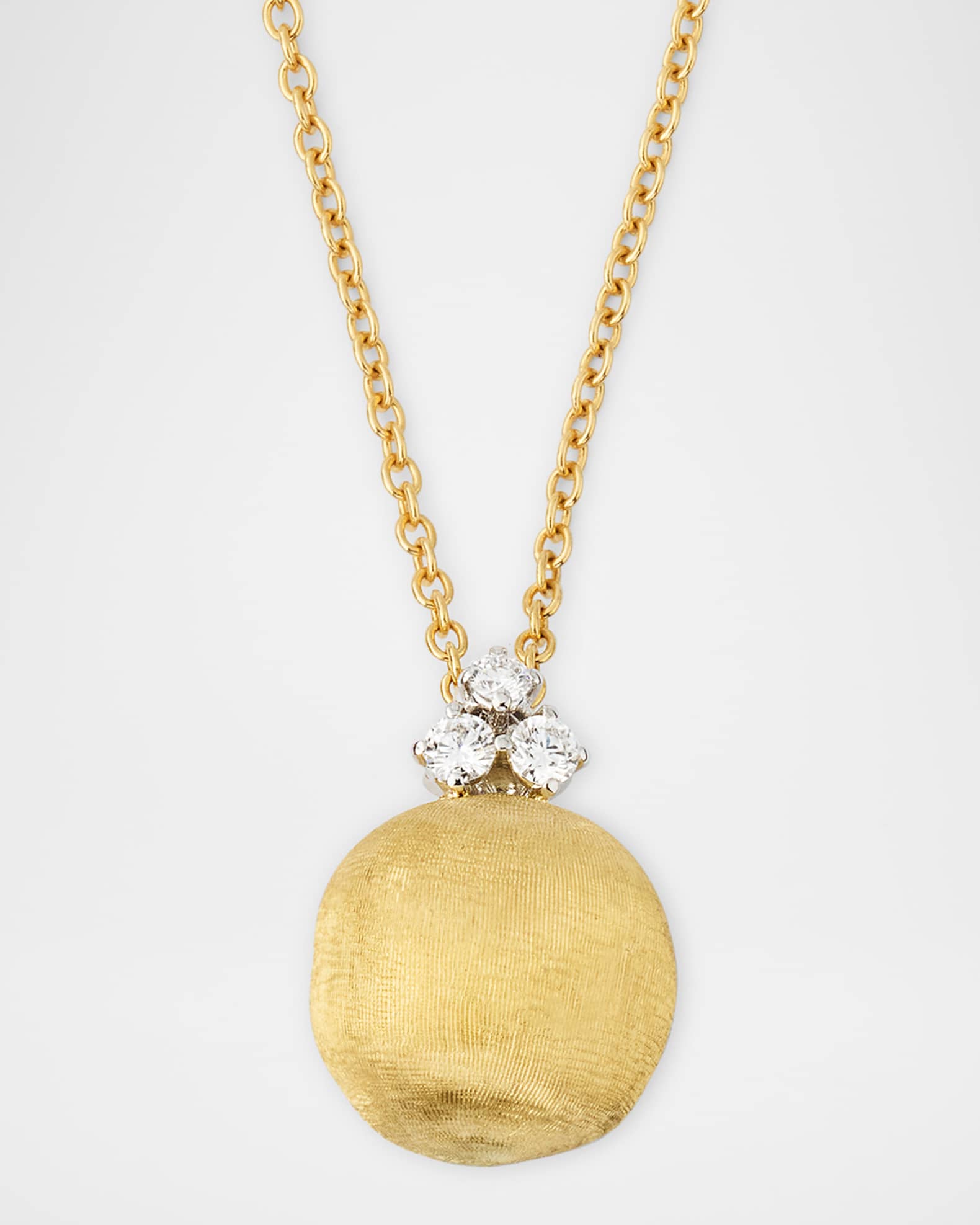 18K Yellow Gold Pendant Necklace with Diamonds 0