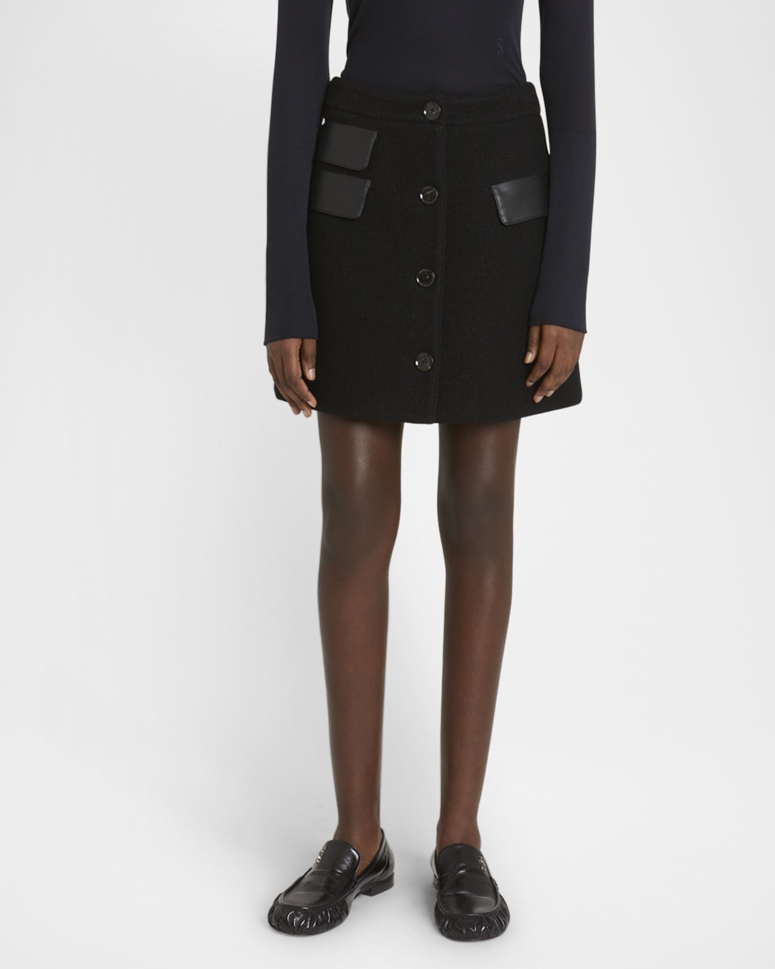 Skirt with leather pockets clearance