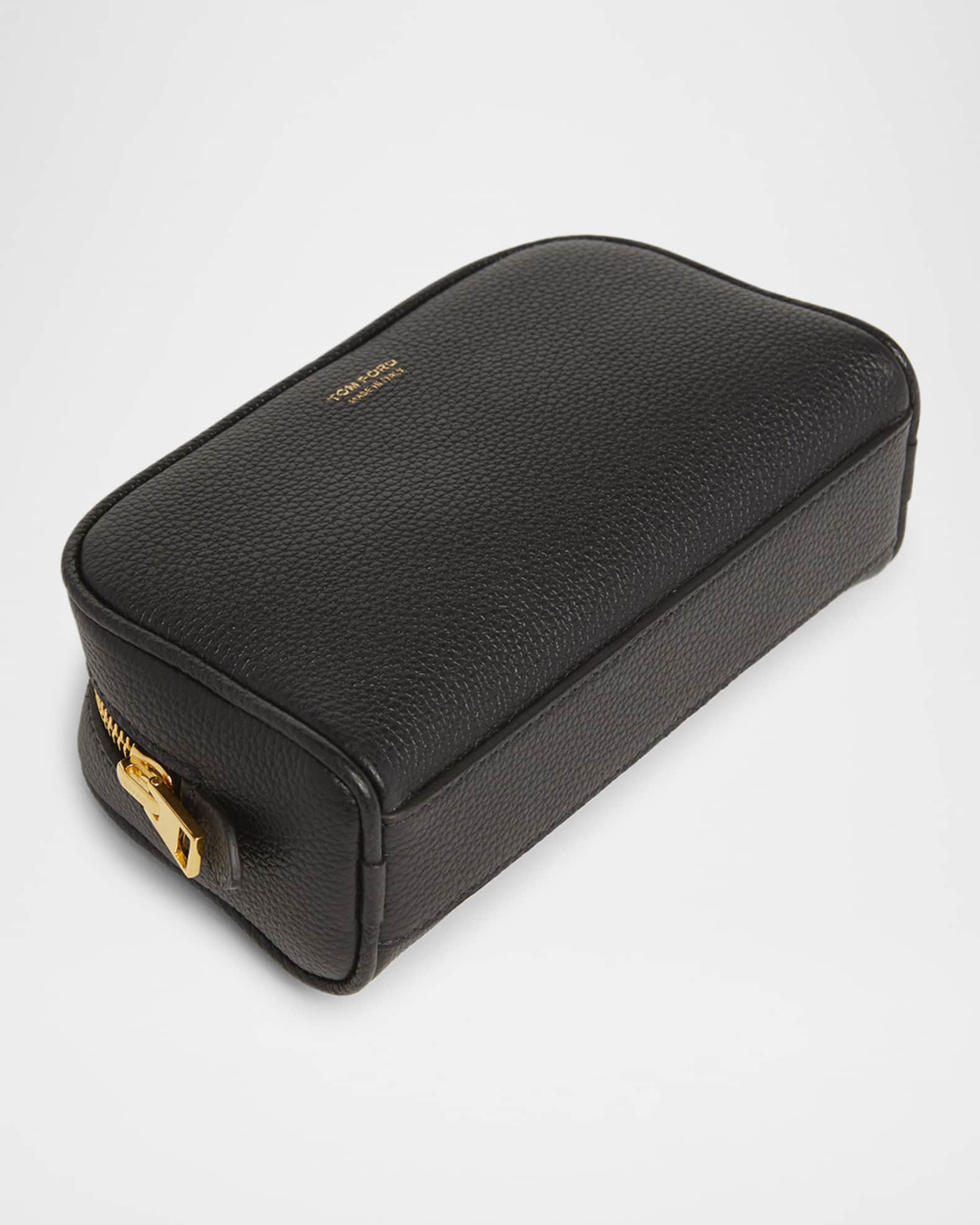Small Travel Cosmetic Case in Grain Leather 1