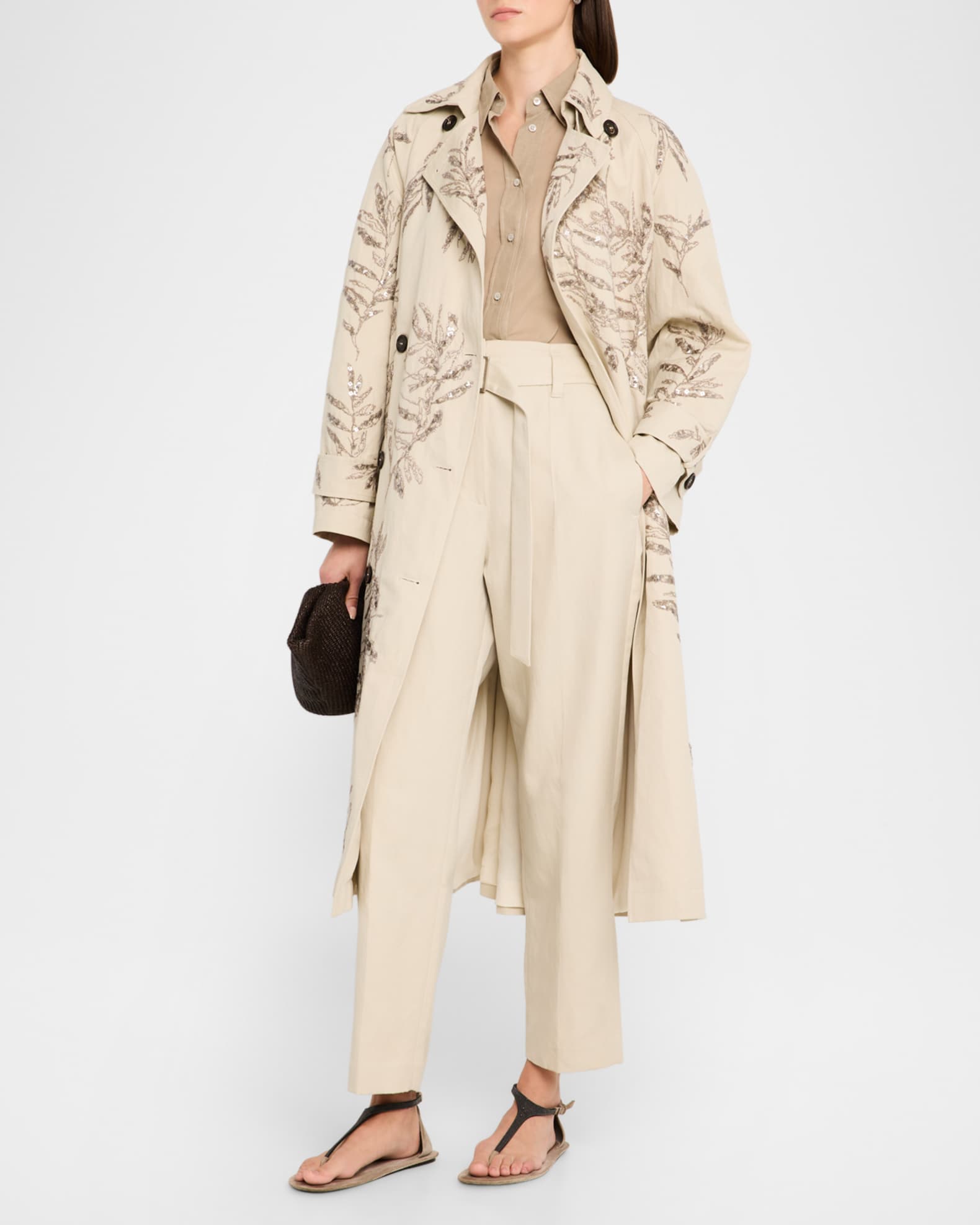 トレンチコート Brunello Cucinelli TRENCH COAT WITH JEWEL DETAIL Brunello Cucinelli Herbarium Paillette Embroidered Belted