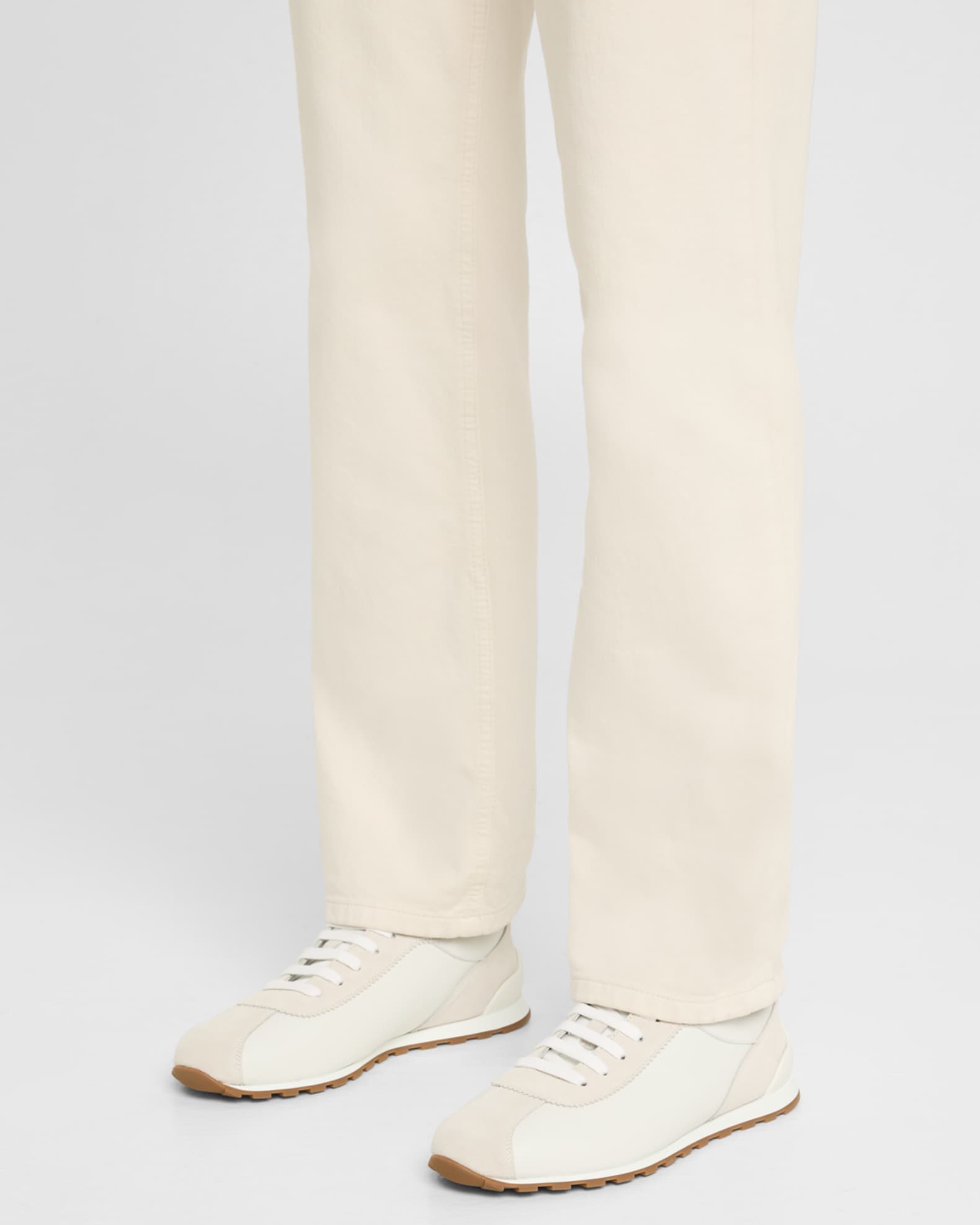 Low-Top Leather Sneakers 1