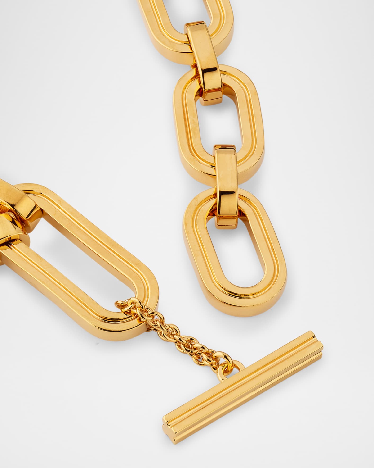 【関税＆送料込み】Versace 'Medusa '95' Gold-Colored Low Sa Versace Medusa '95 Fashion Jewelry Gold Unisex | VERSACE US