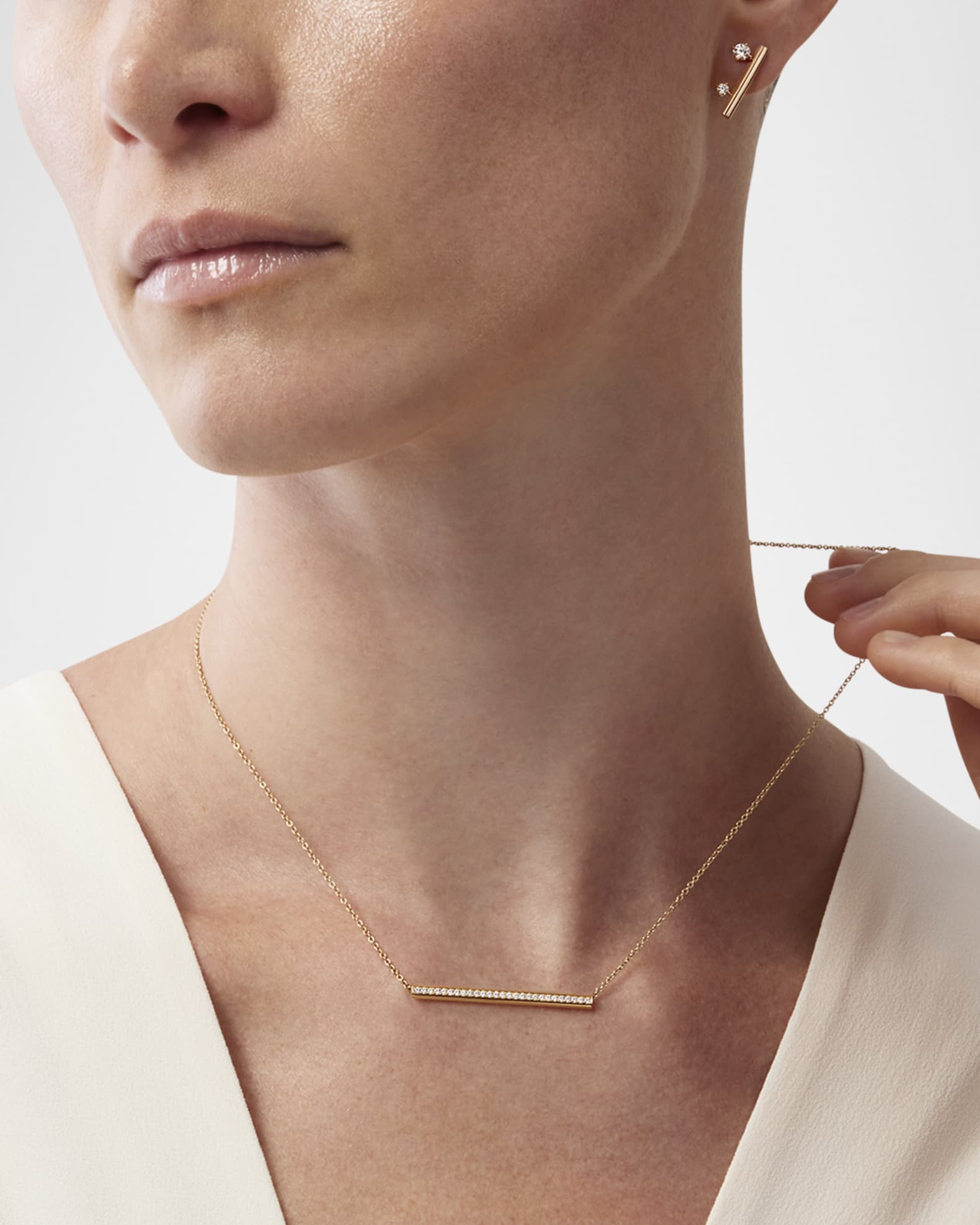 18K White Gold Barre Pave Pendant Necklace 1