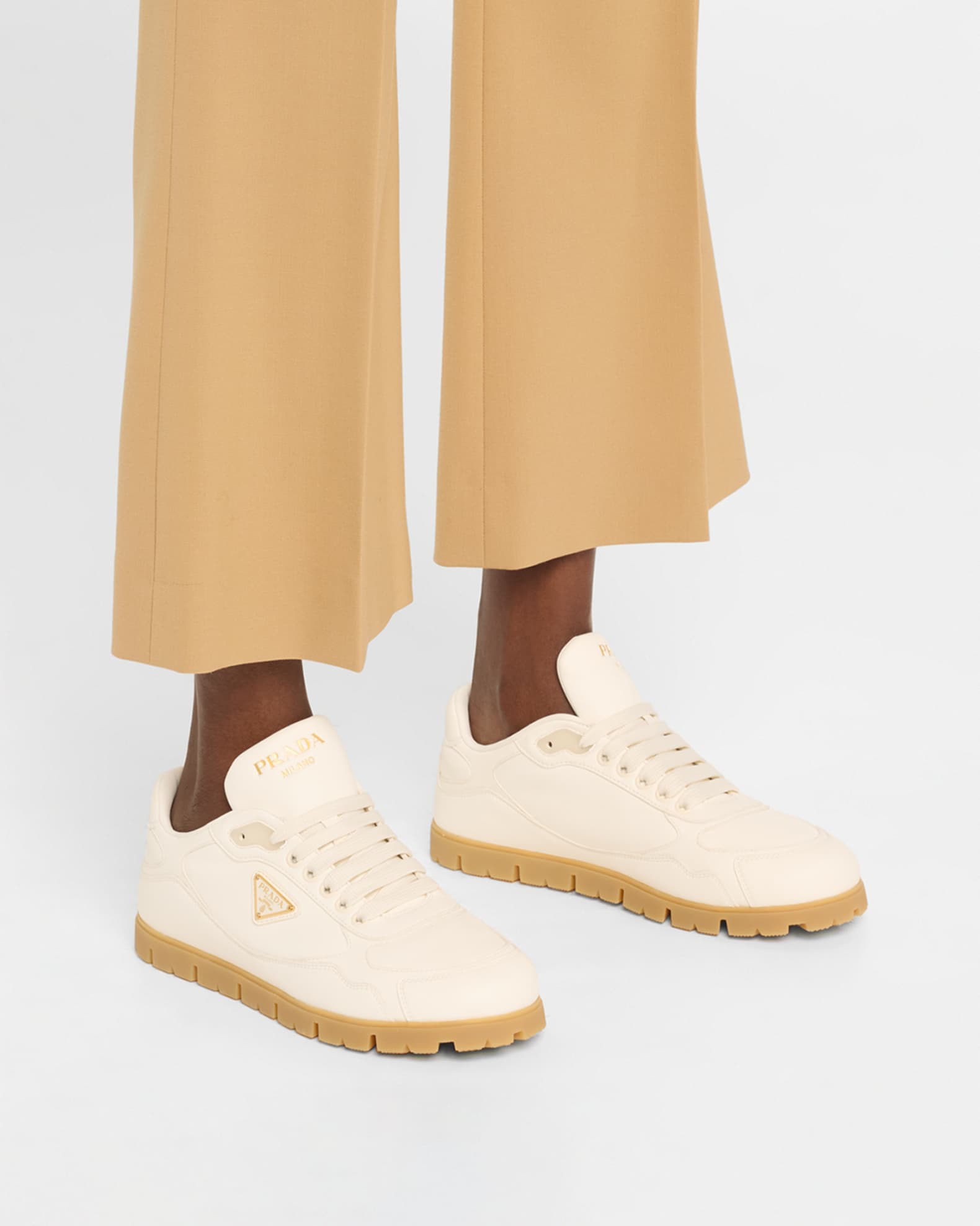 Trail Leather Low-Top Sneakers 1