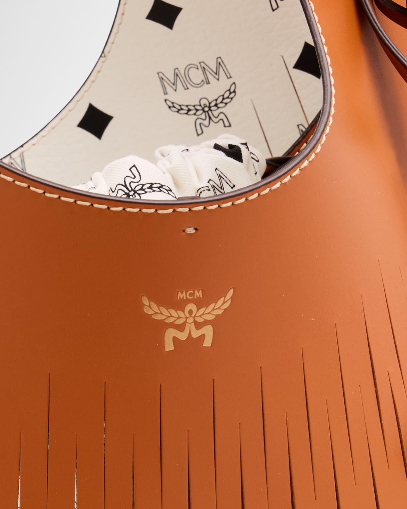 トートバッグ MCM Printed Canvas Xl Aren Shopping Bag MCM Aren XL Visetos Monogram Shopper Tote Bag | Neiman Marcus
