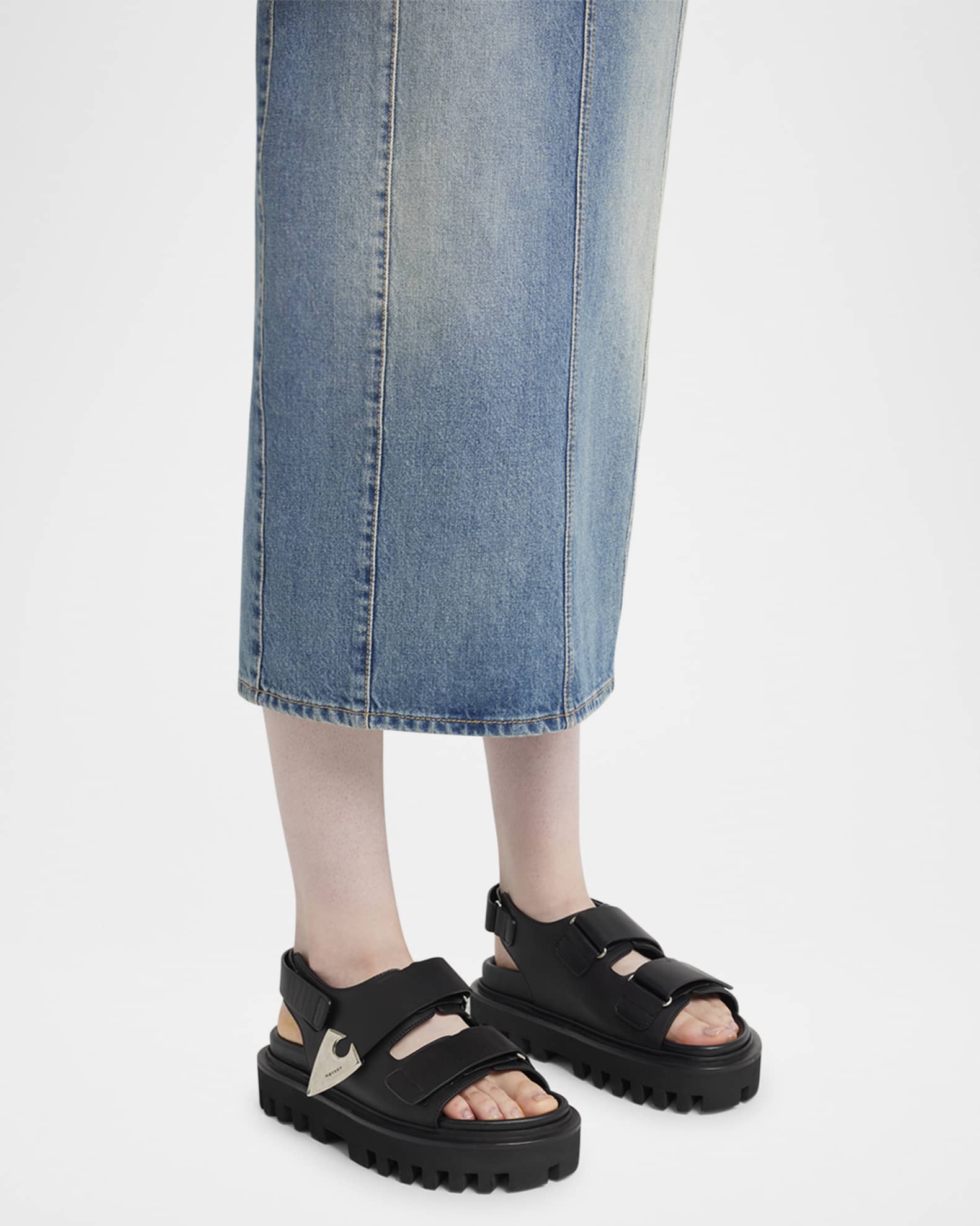 Leather Dual-Grip Platform Sandals 1
