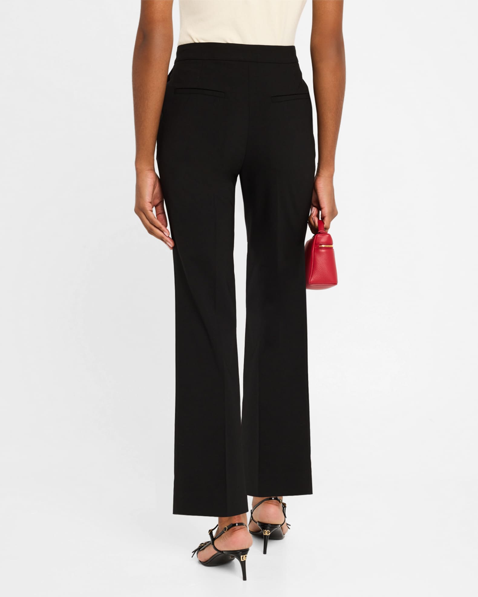 what are black cigarette pants A Casual Way to Wear Black Cigarette Pants
