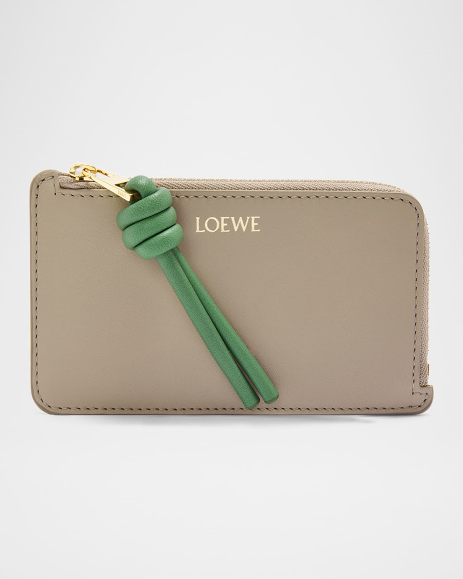 Loewe knot shop