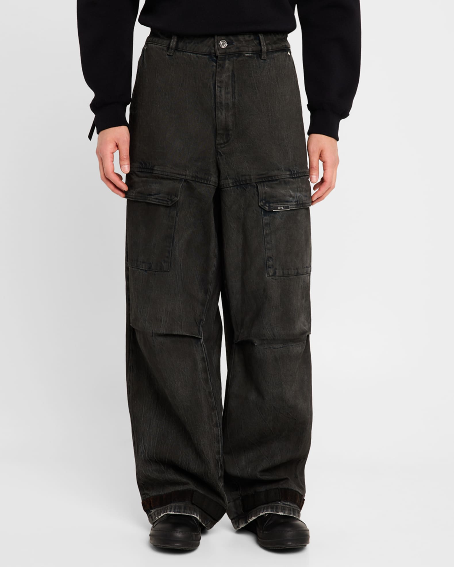 Men's Wide Leg Jeans with Cargo Pockets main image 0