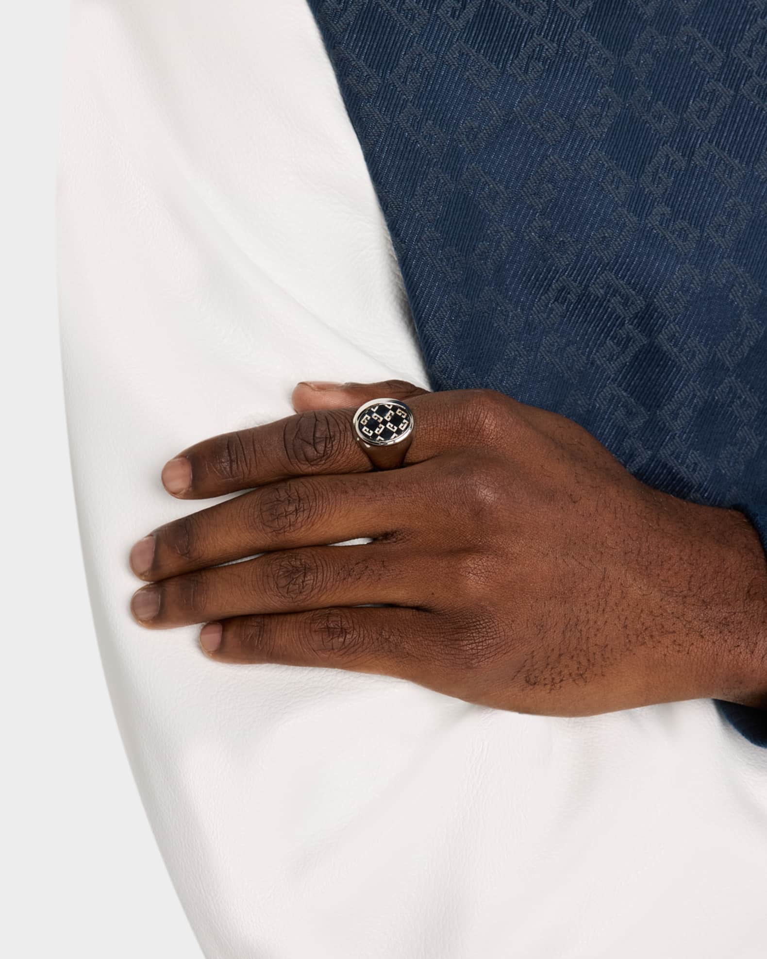 GIVENCHY RING SILVERY リング Givenchy Men's 2G Monogram Silvery Signet Ring | Neiman Marcus