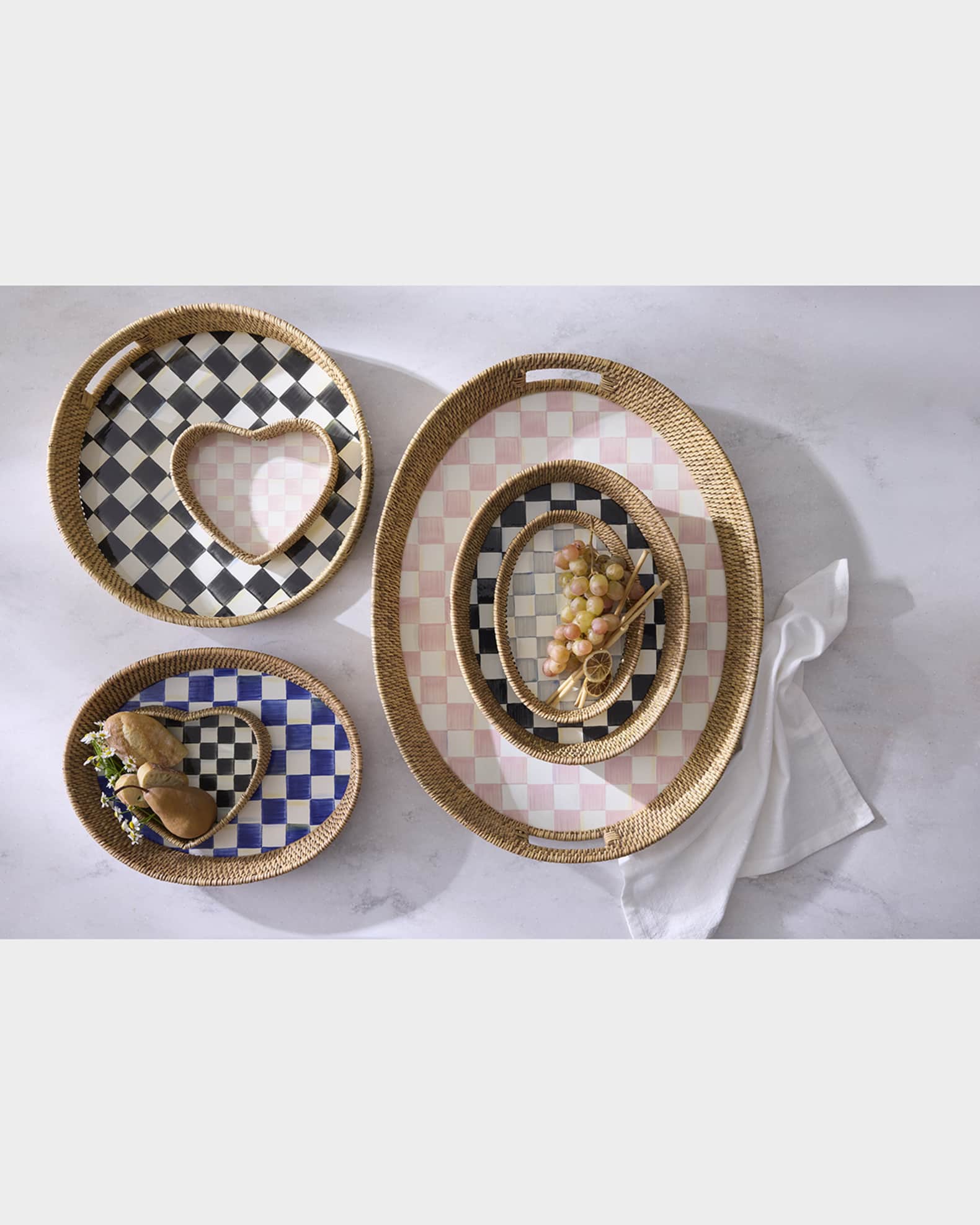 Rosy Check Enamel Rattan Heart Tray 1